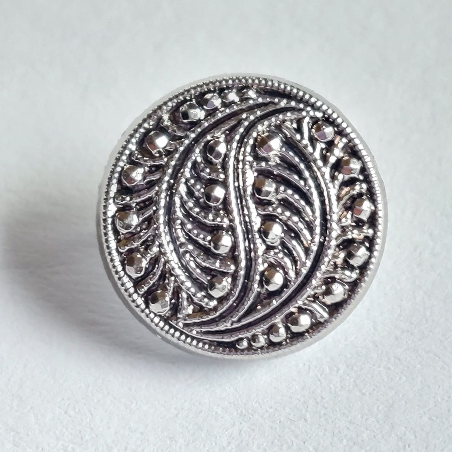 4292 Knopfe mit Swarovski Kristallen 14mm