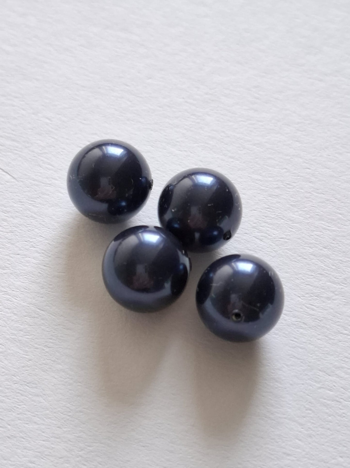 Swarovski® Pearl Half-Drilled Night Blue Pearl 12mm