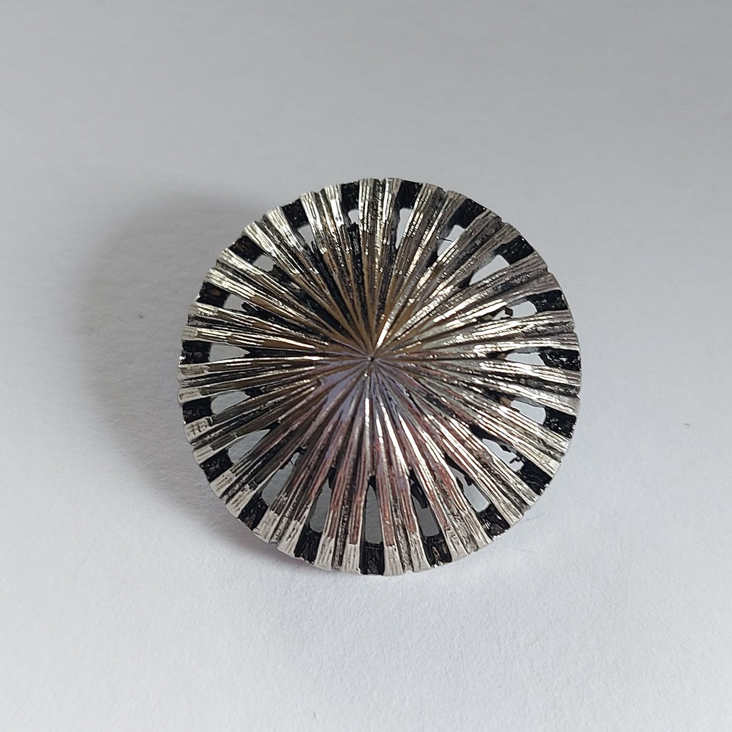 4102 Knopfe mit Swarovski Kristallen 26mm