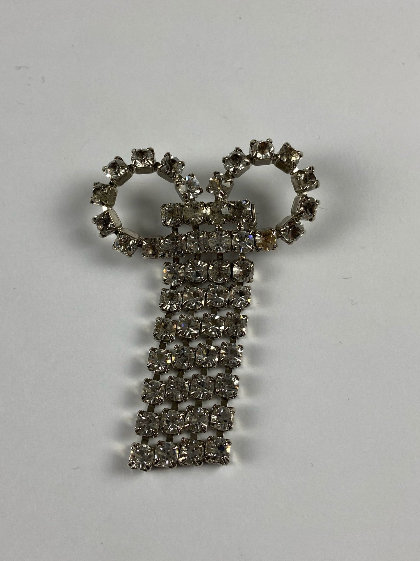 8669 Vintage Swarovski Kristallen Brosche 67mm
