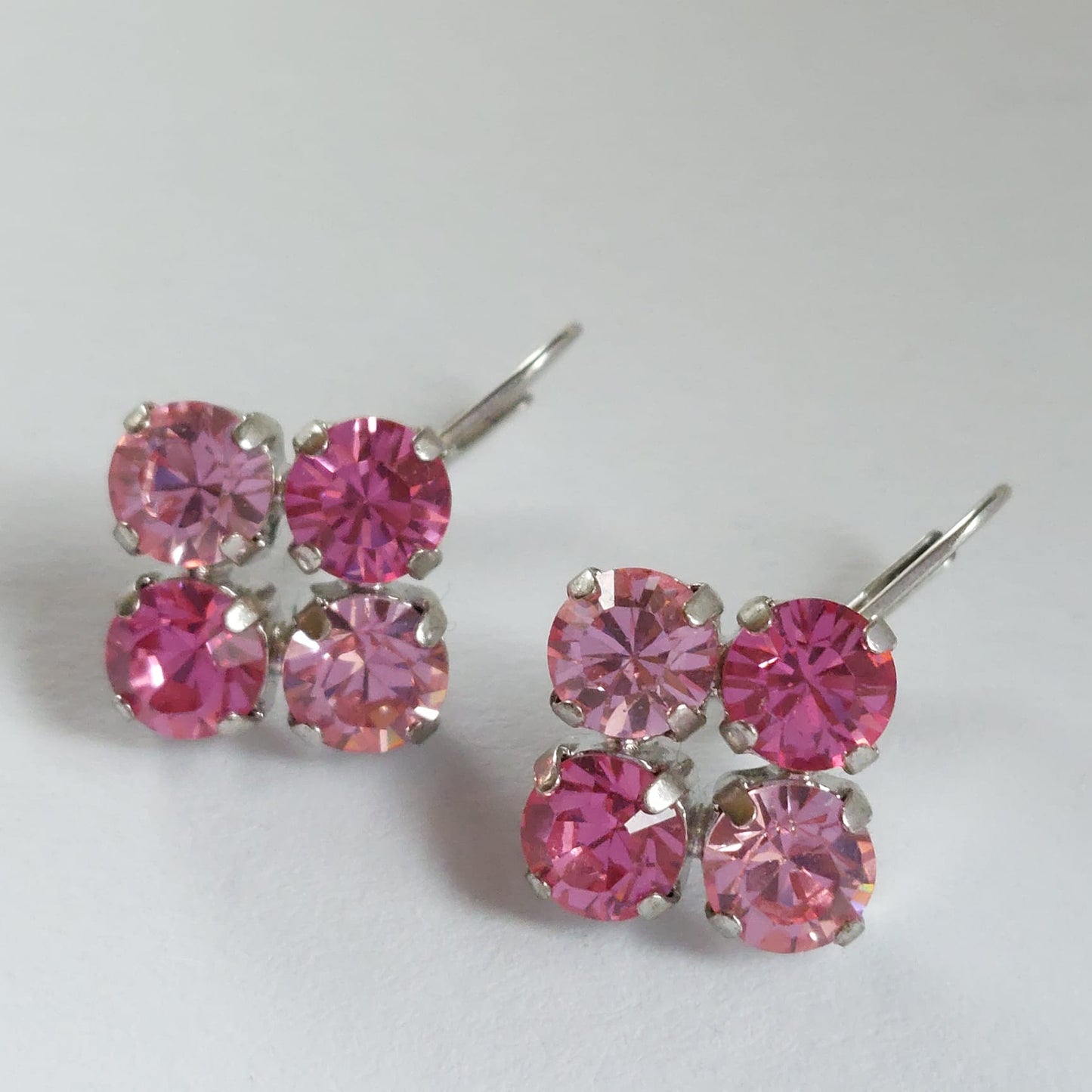 3612 Vintage Ohrringe mit Swarovski Kristallen 25mm
