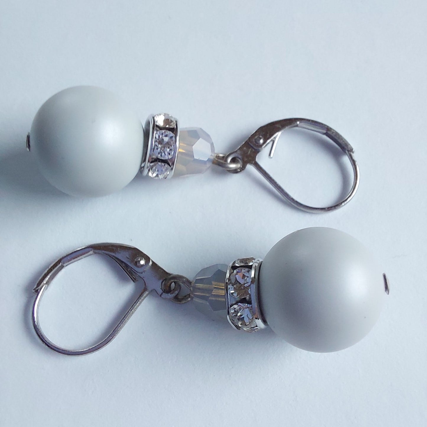 3212 Vintage-Ohrringe mit Swarovski Kristallen & Perlen 37mm