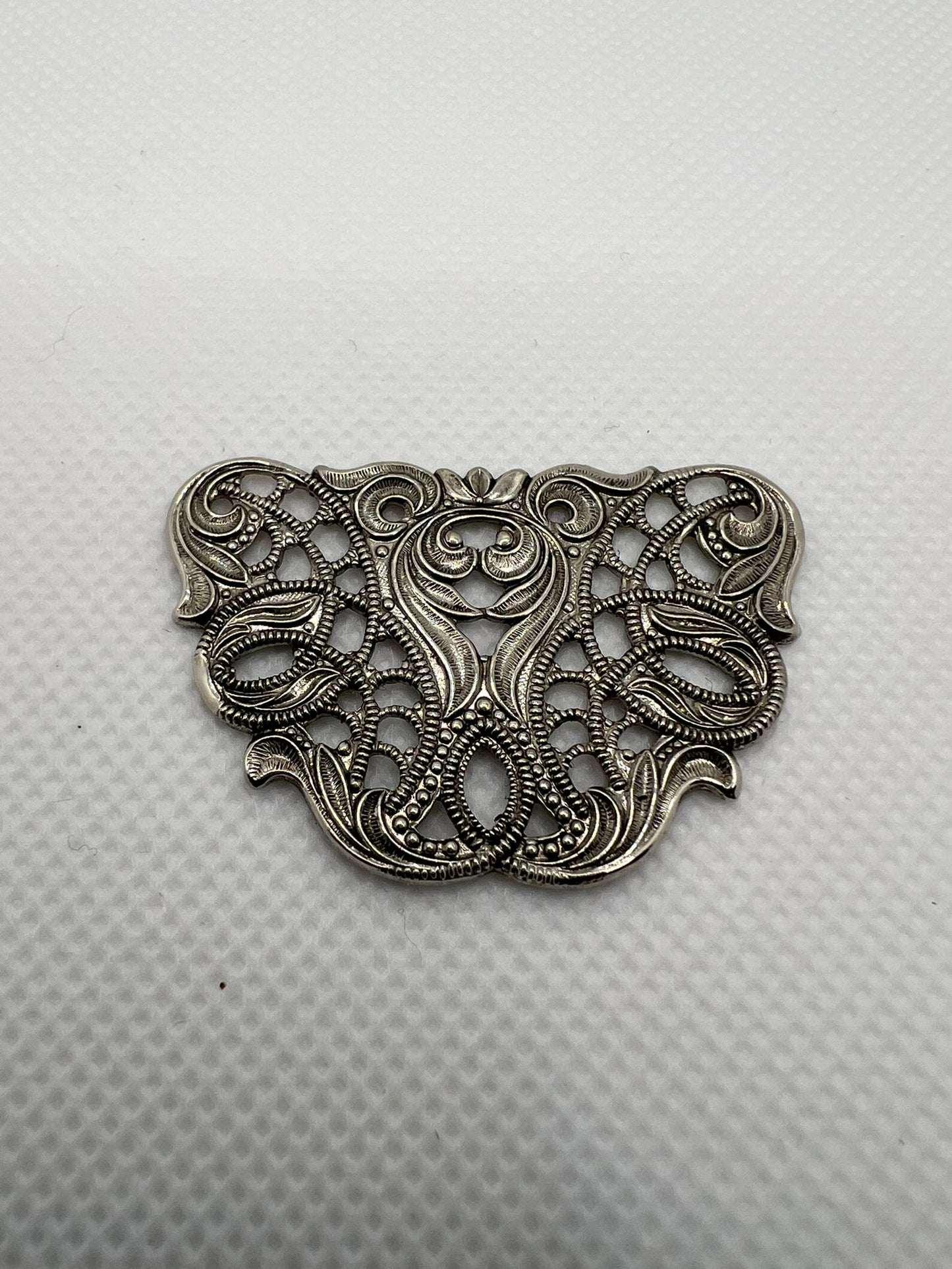 5884 Vintage Rhodium Filigren Schmuckzubehör 40mm
