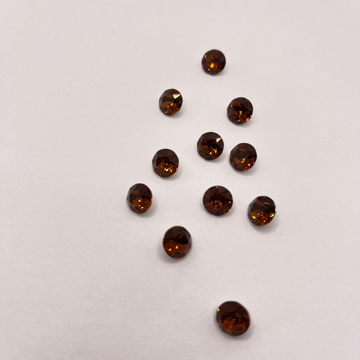 Swarovski® Chaton Smoked Topaz SS39