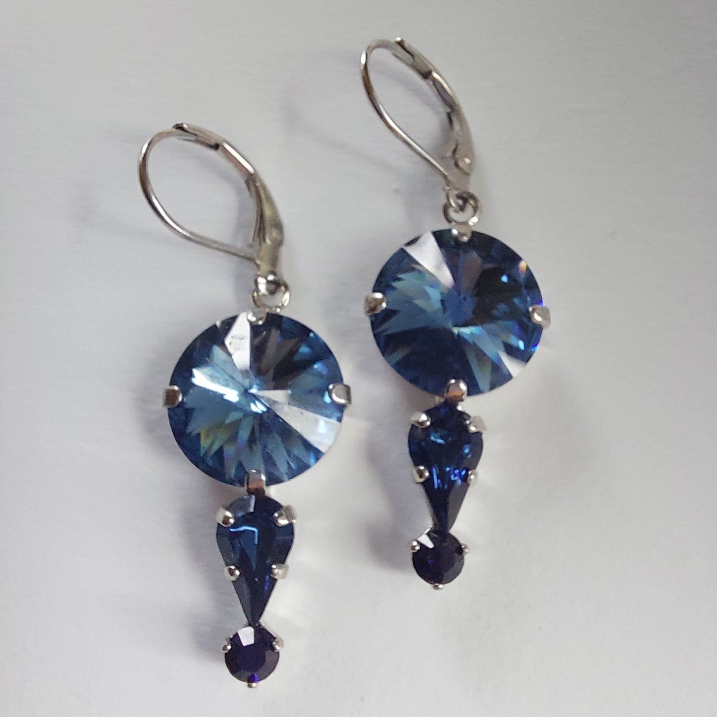 3591 Vintage Ohrringe mit Swarovski Kristallen 45mm