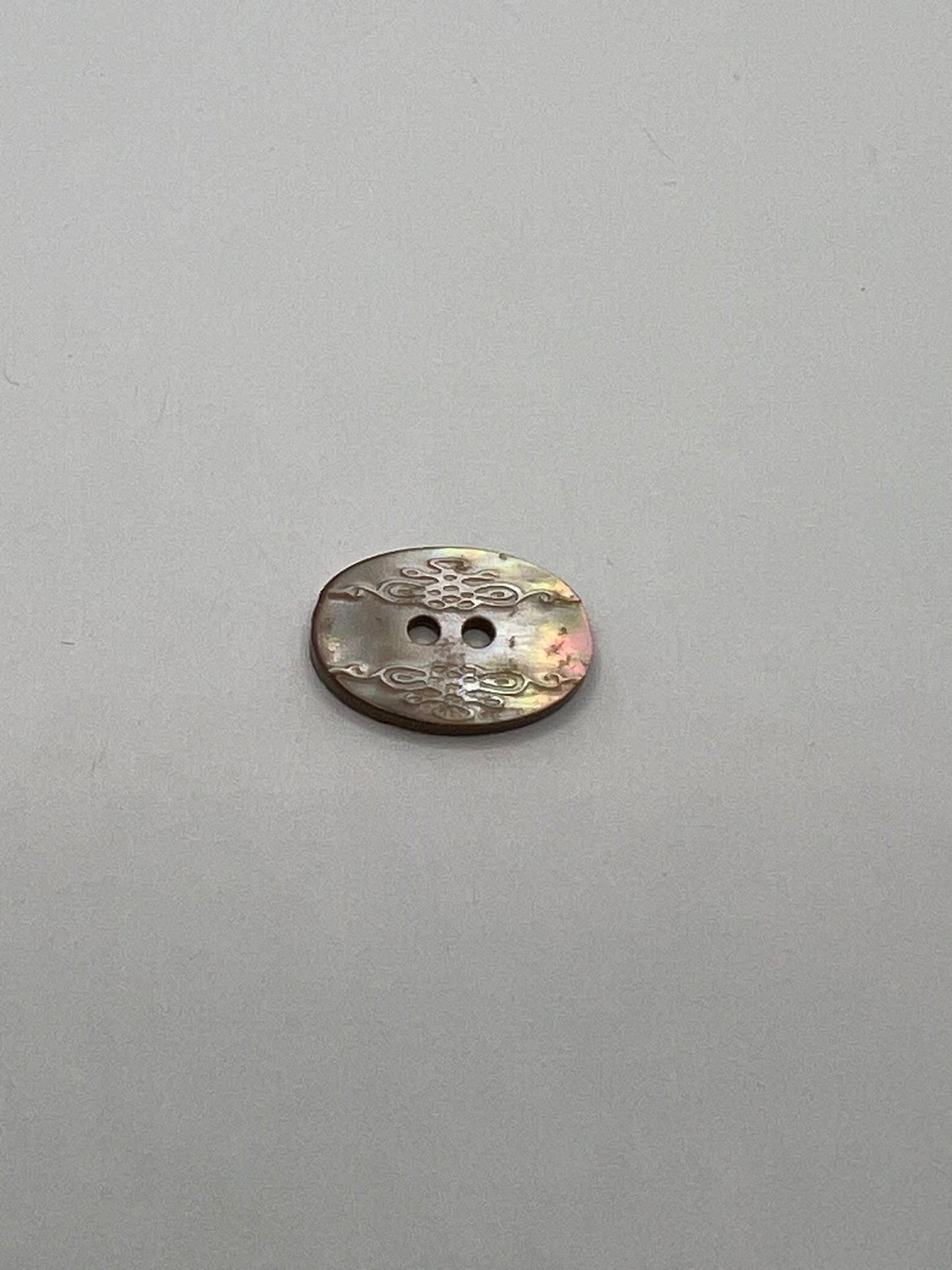 4740 Vintage Perlmutt Knopf 17mm