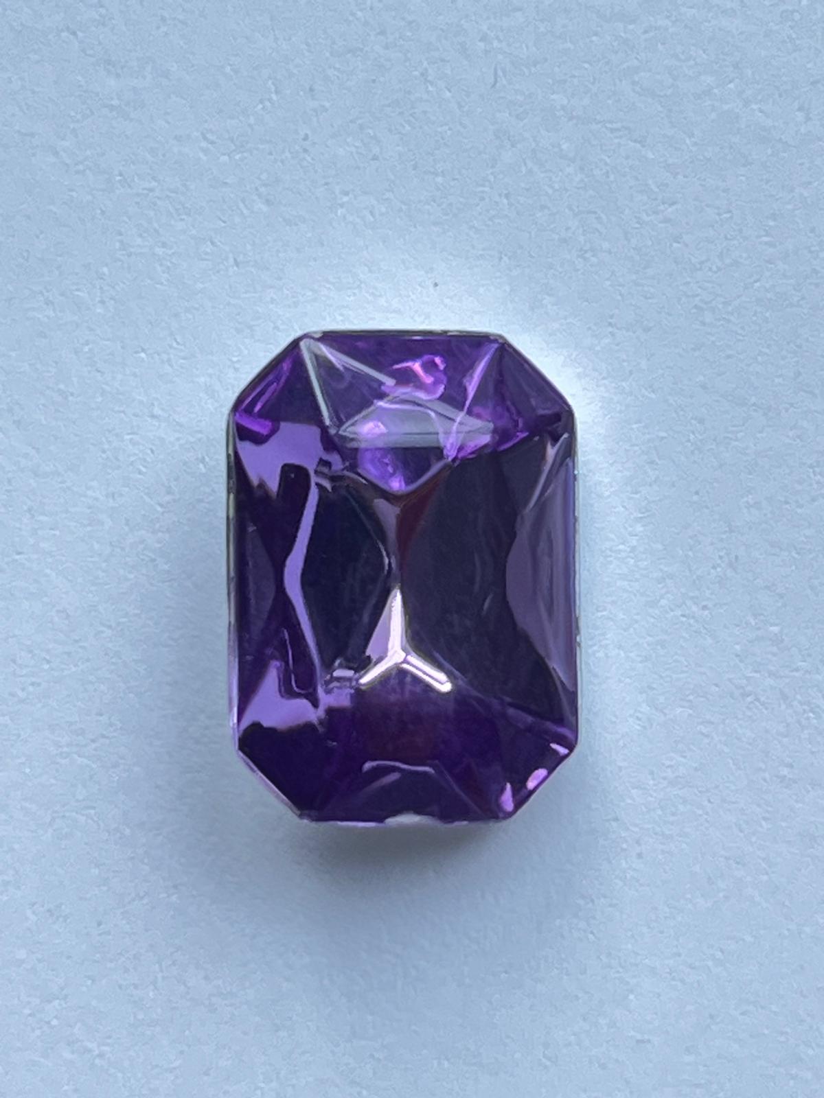 1019 Vintage Kunststoff Octagon Crystal Cut 12mm