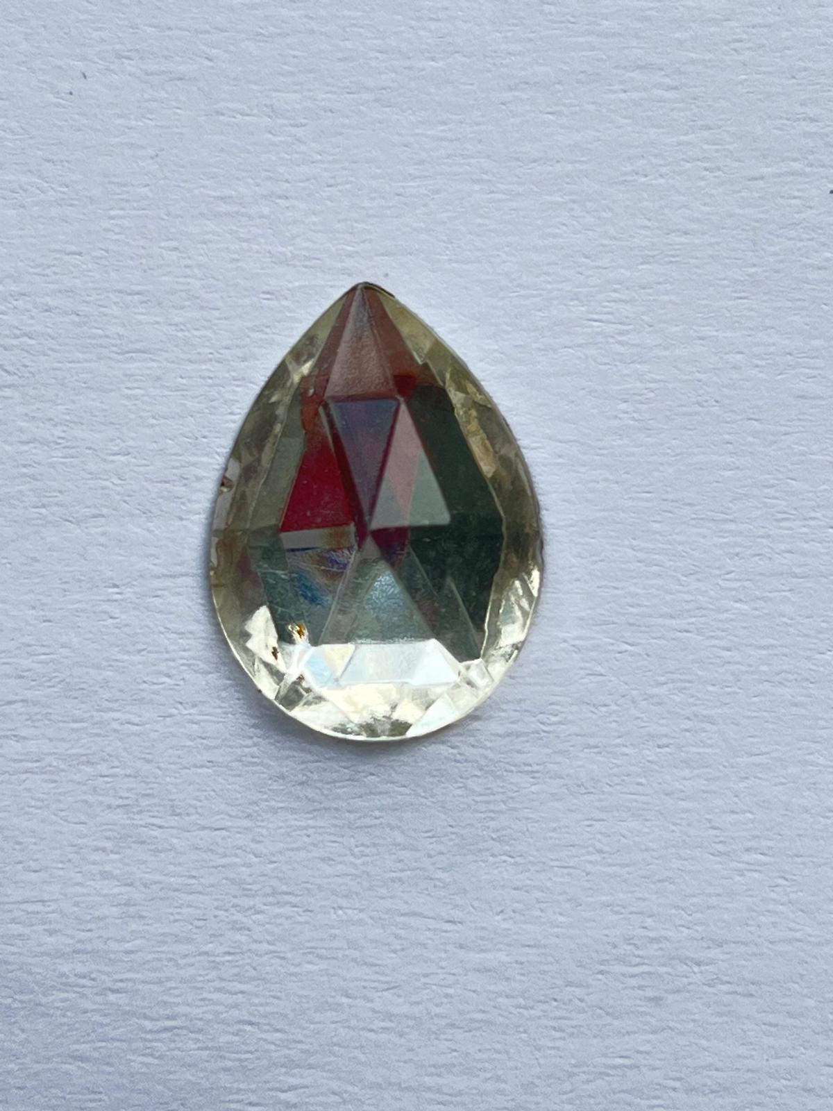 5701 Vintage Tropfen Crystal 18mm