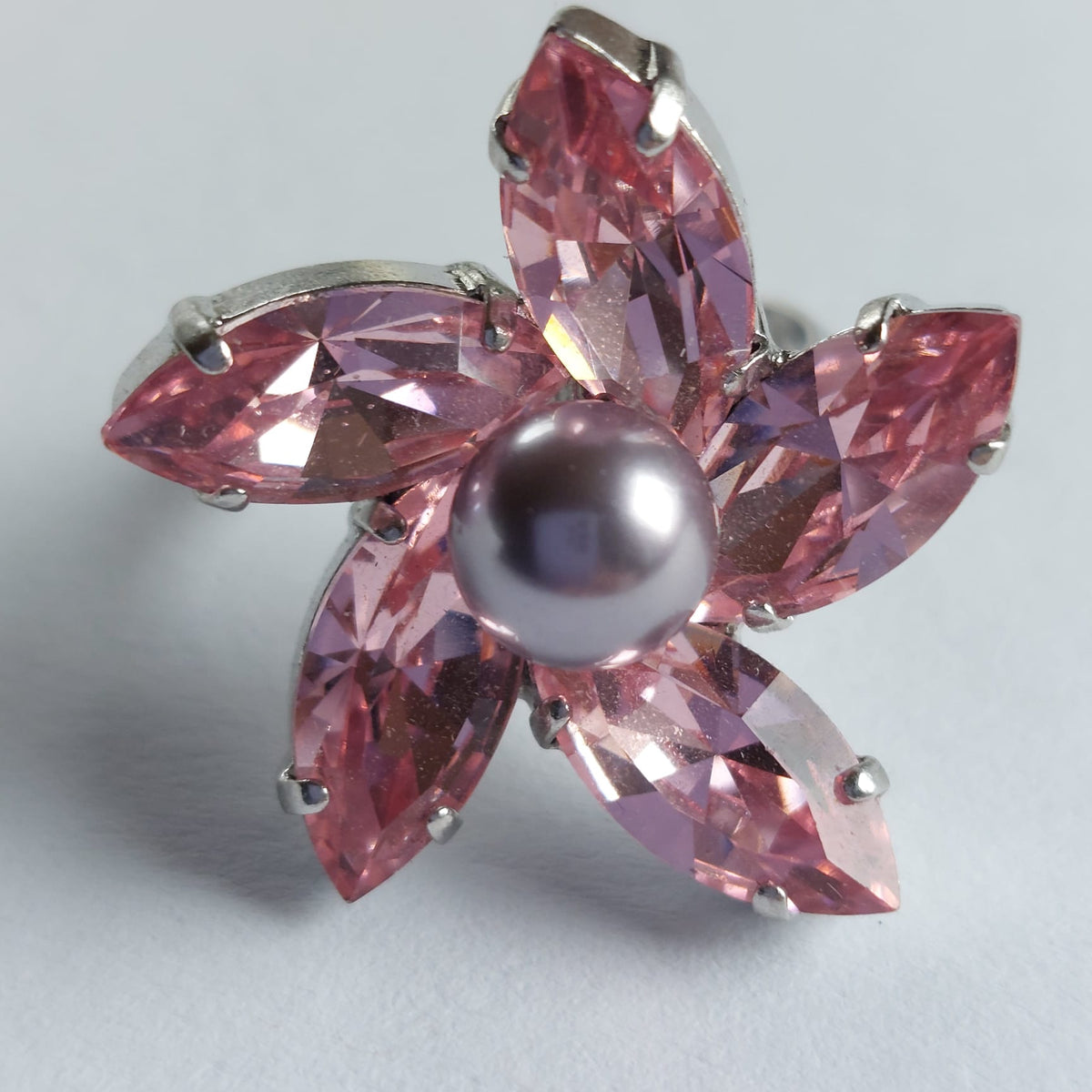 9840 Vintage Ring made with Swarovski Kristallen 30mm