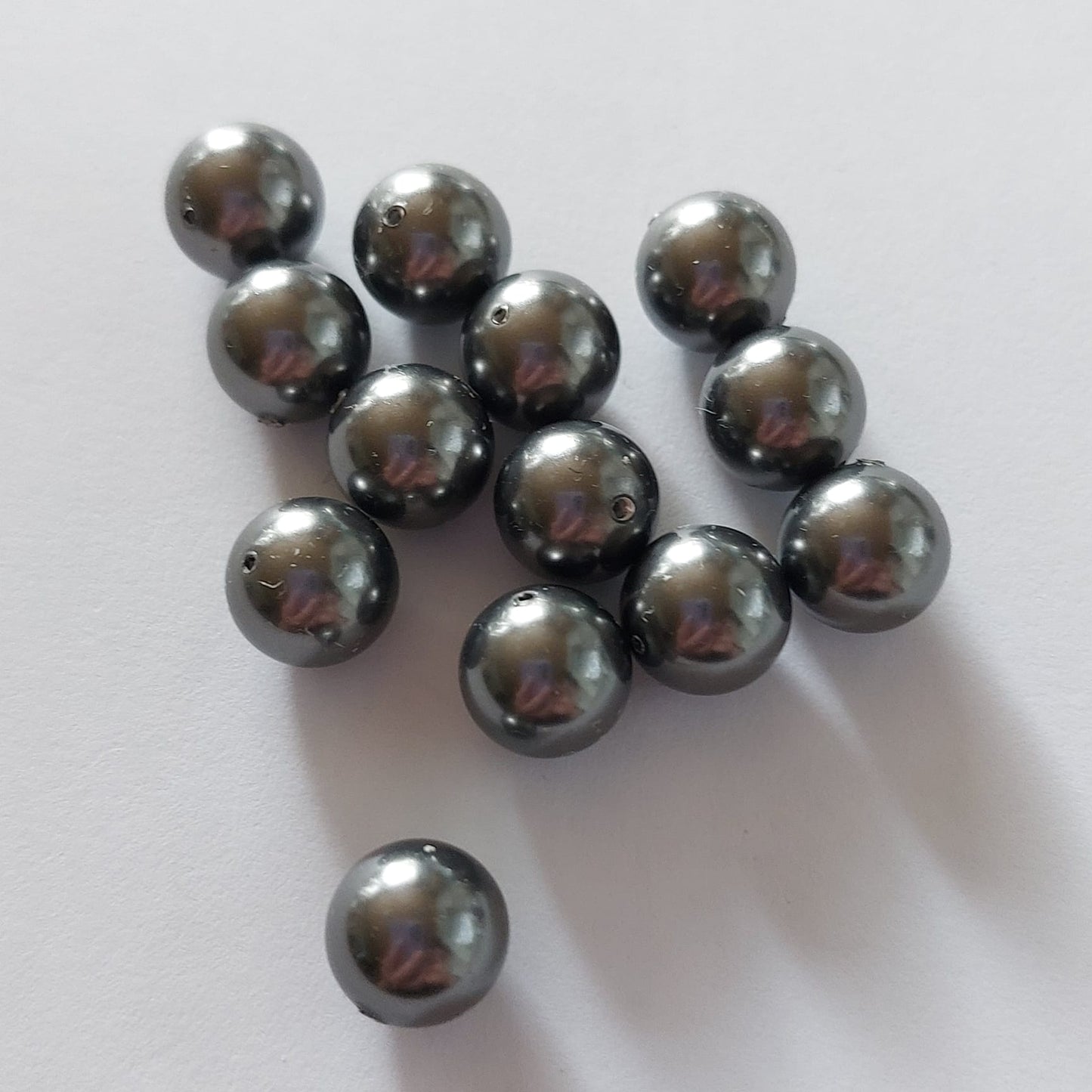 Swarovski® Pearl Dark Grey Pearl 9mm