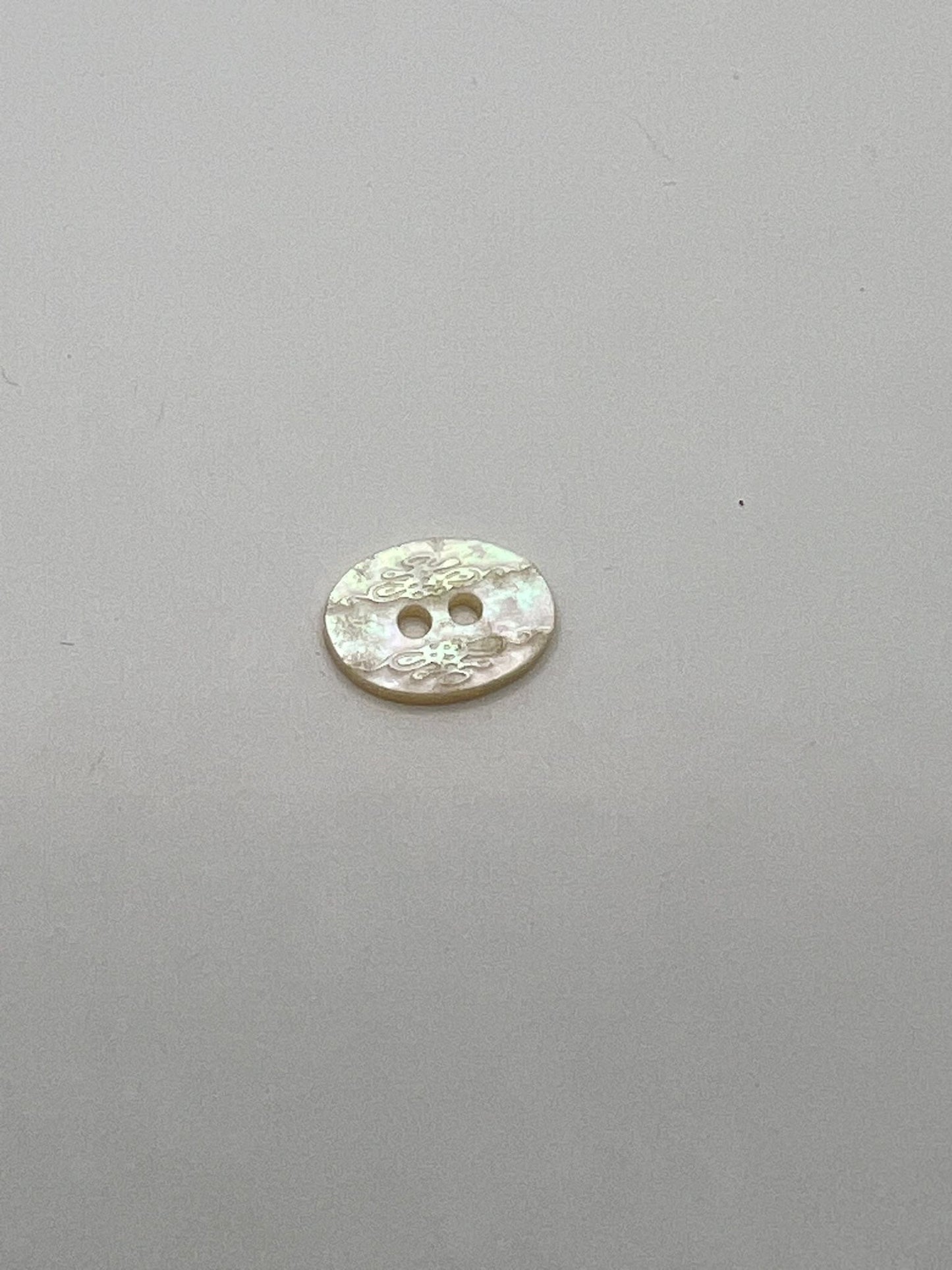 4741 Vintage Perlmutt Knopf 12mm