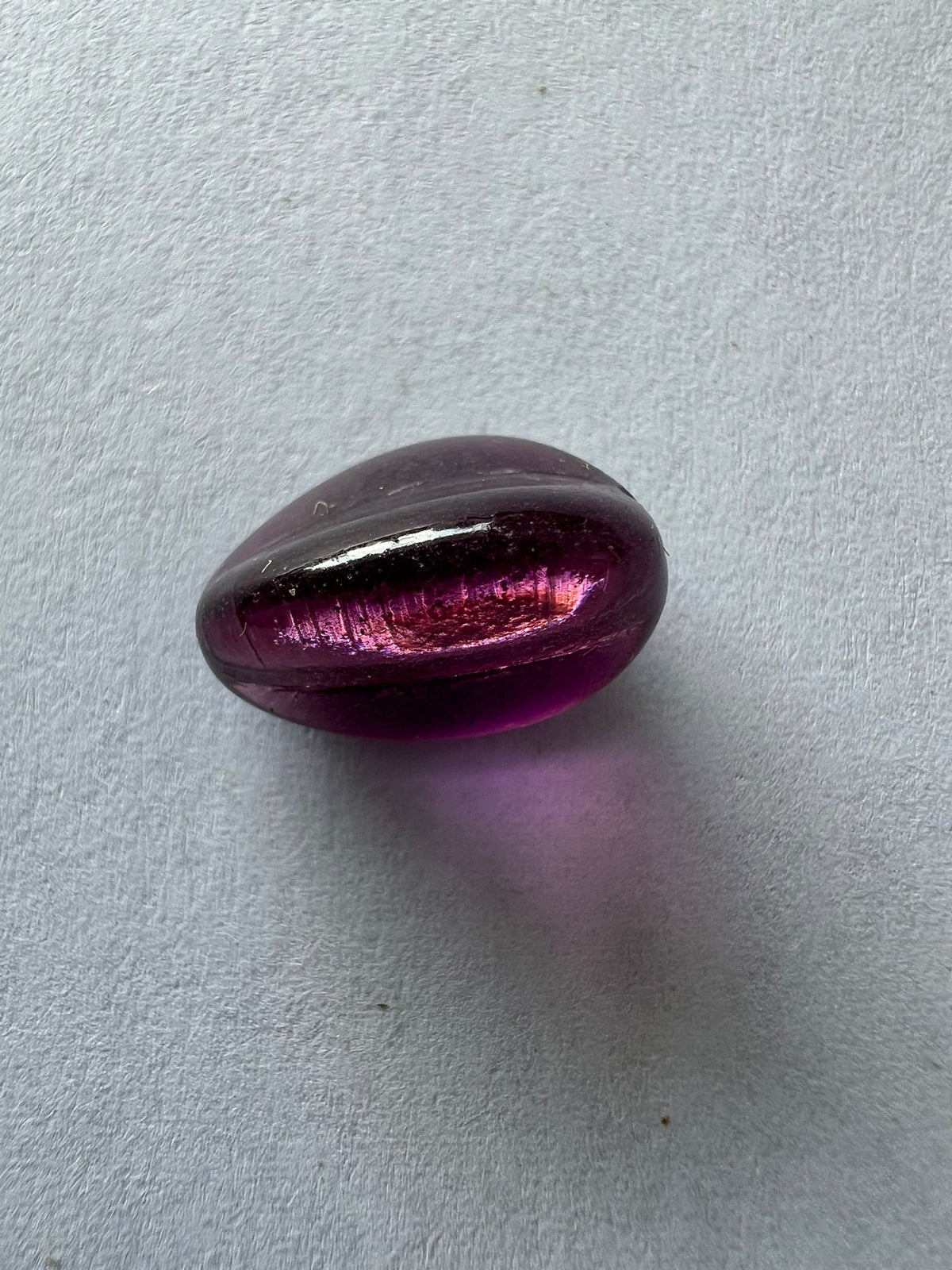 5729 Vintage Acryl Perlen Klar Lila 14mm