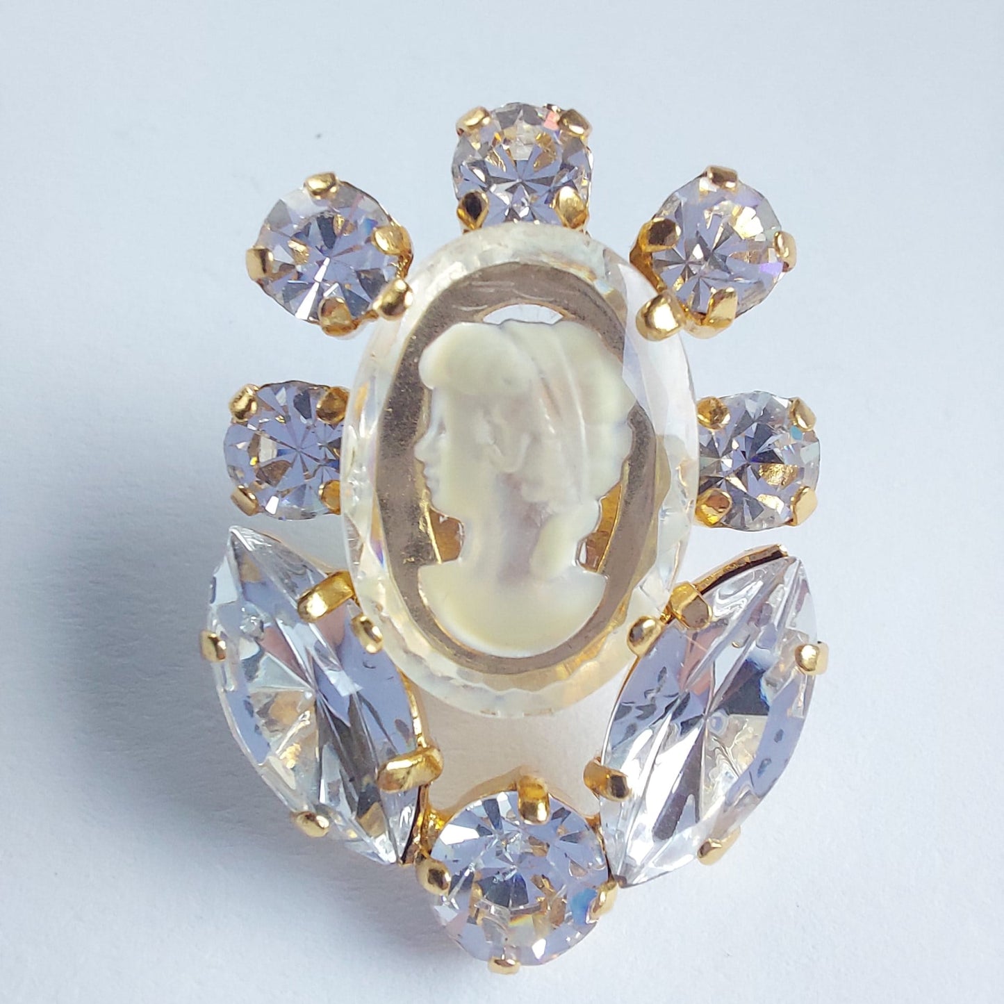 3733 Vintage Swarovski-Kristallen Camee Ohrclips 35mm