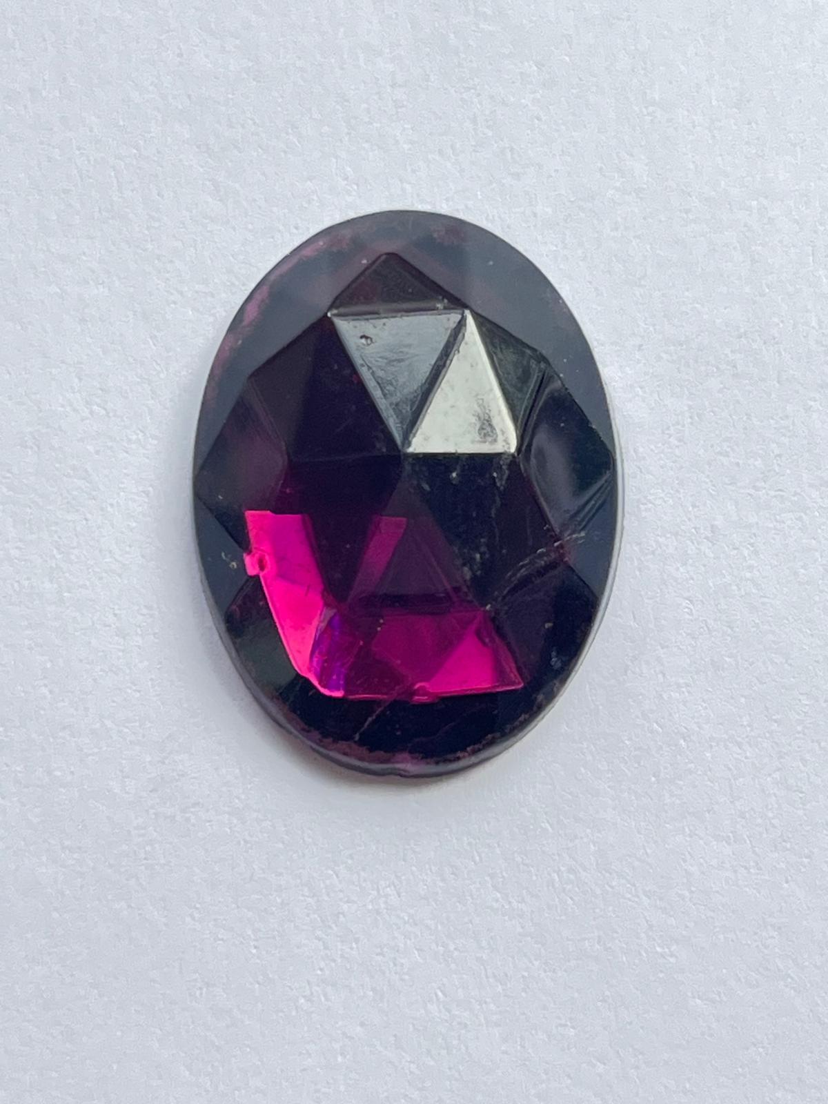 5809 Vintage Kunststoff Oval Crystal Cut Cabochon 25mm