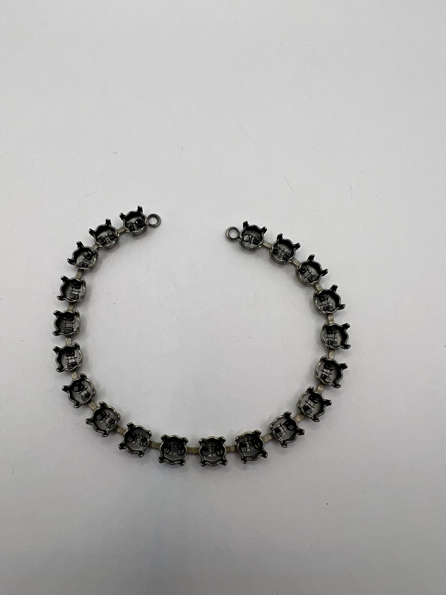 7097 Vintage leerer Armband zum Befüllen mit Swarovski Kristallen 17cm