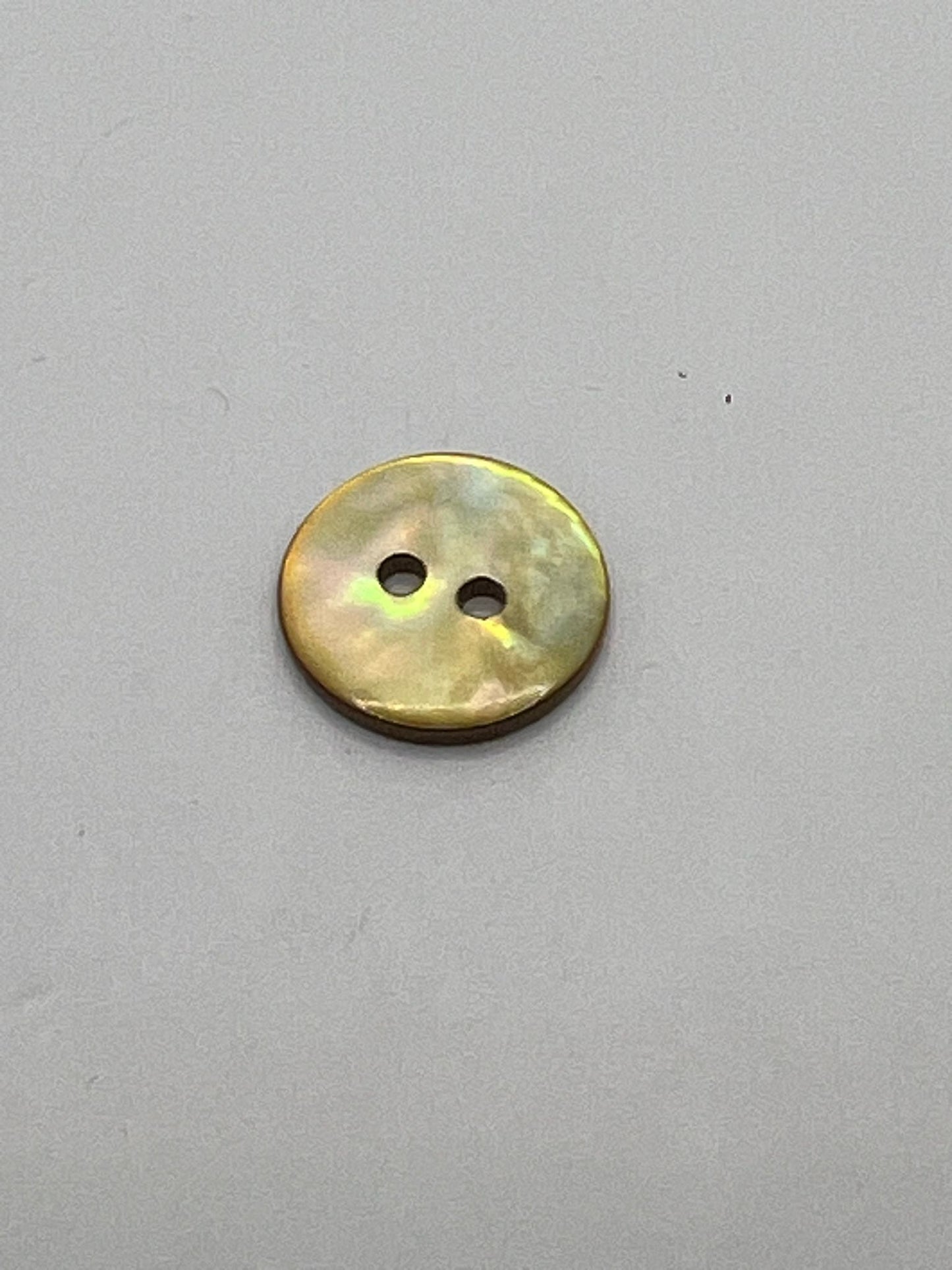 4747 Vintage Perlmutt Knopf 14mm