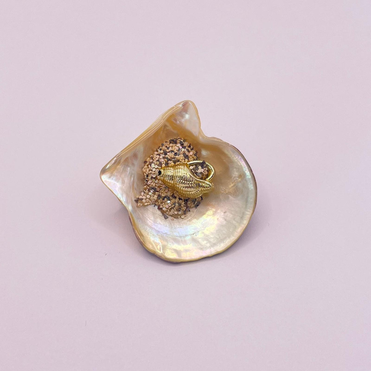 8887 Vintage Swarovski Kristallen Muschelbrosche 41mm