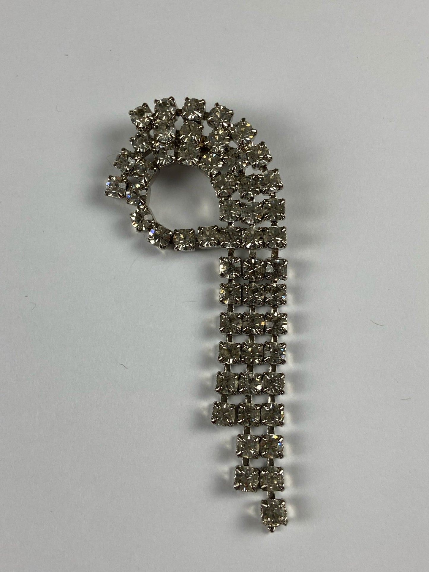 8672 Vintage Swarovski Kristallen Brosche 82mm