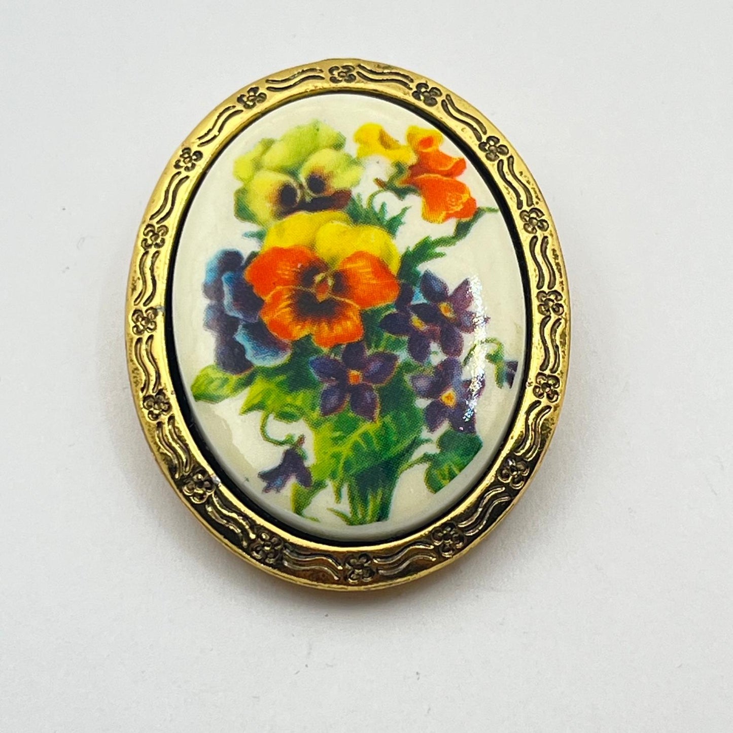 2465 Vintage Cabochon Schalhalter 47mm