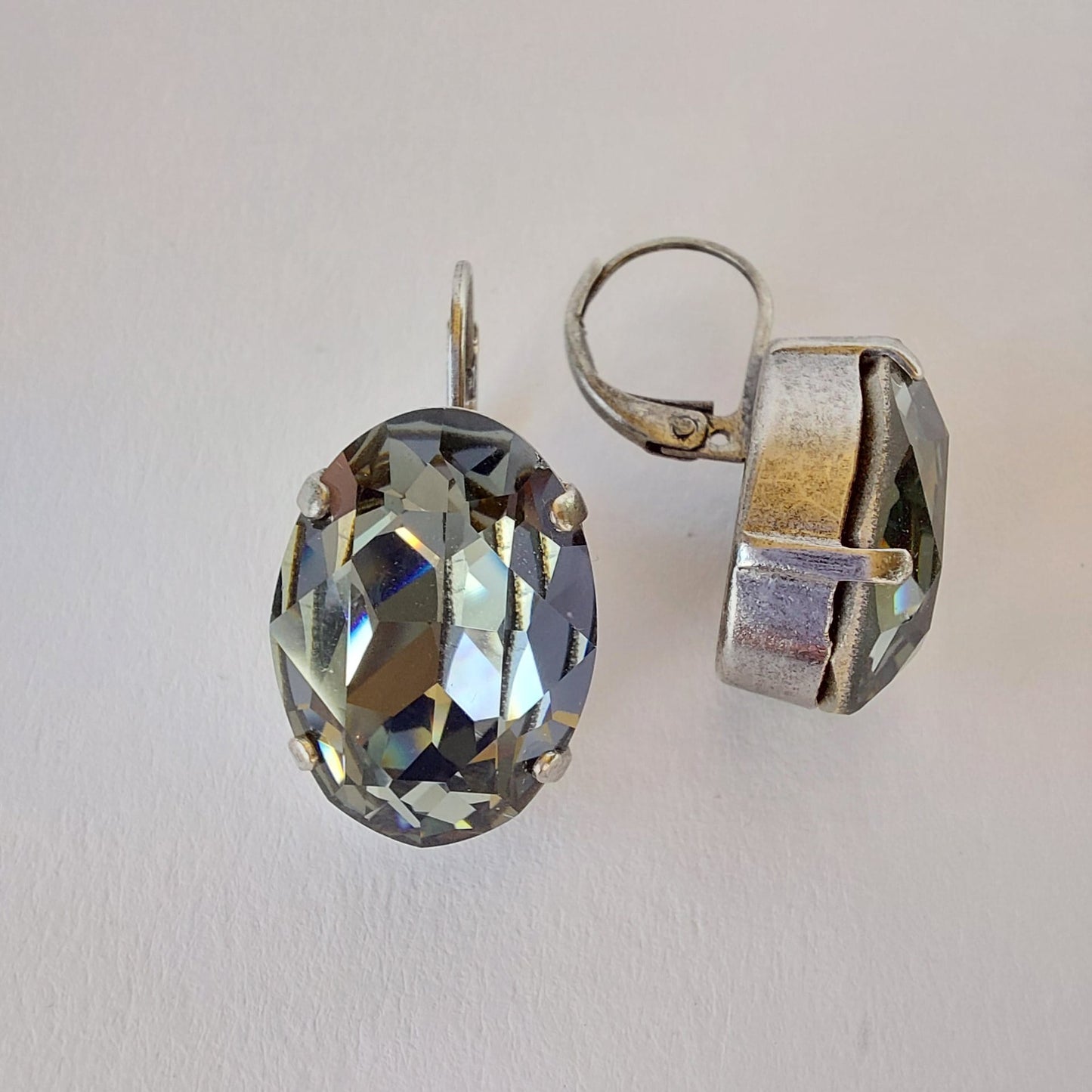 3436 Vintage-Ohrringe mit Swarovski Kristallen 27mm