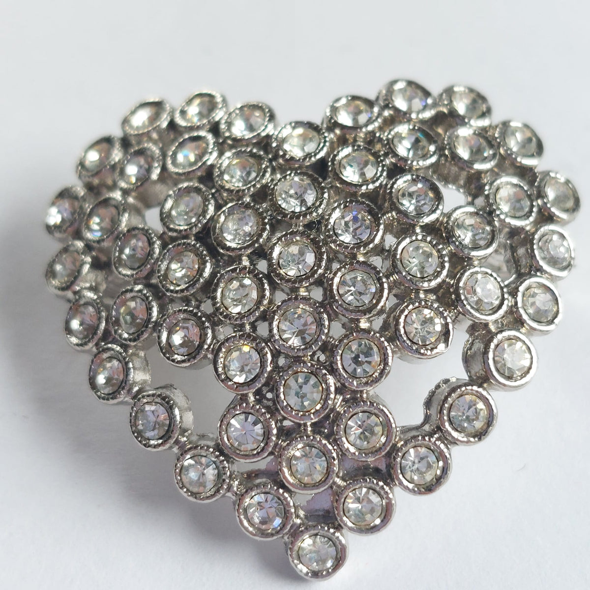 8083 Vintage Brosche mit Swarovski-Kristallen 30x25mm