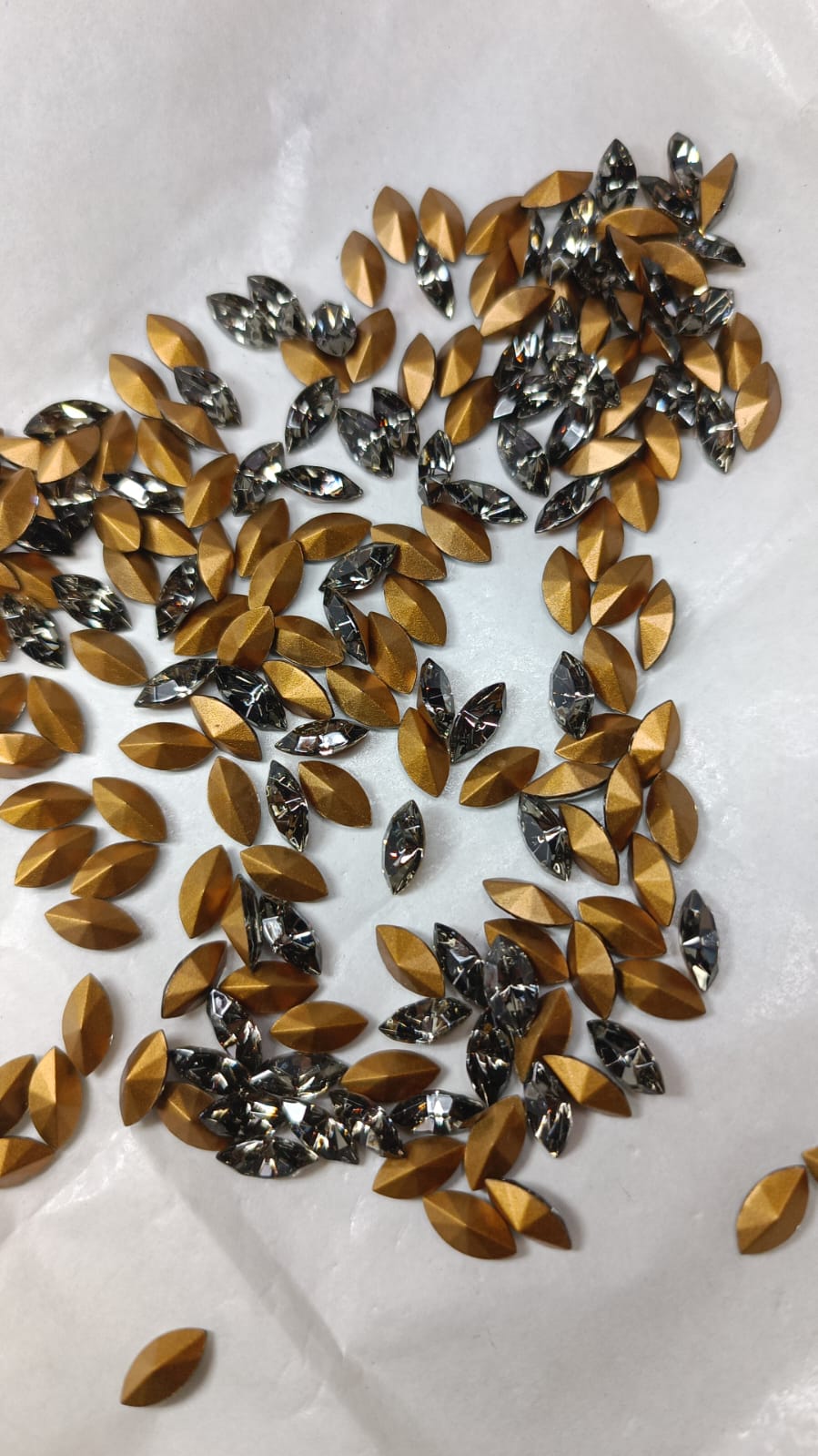 Swarovski® Fancy Vintage Navette Black Diamond Gold Foiled 10x5mm