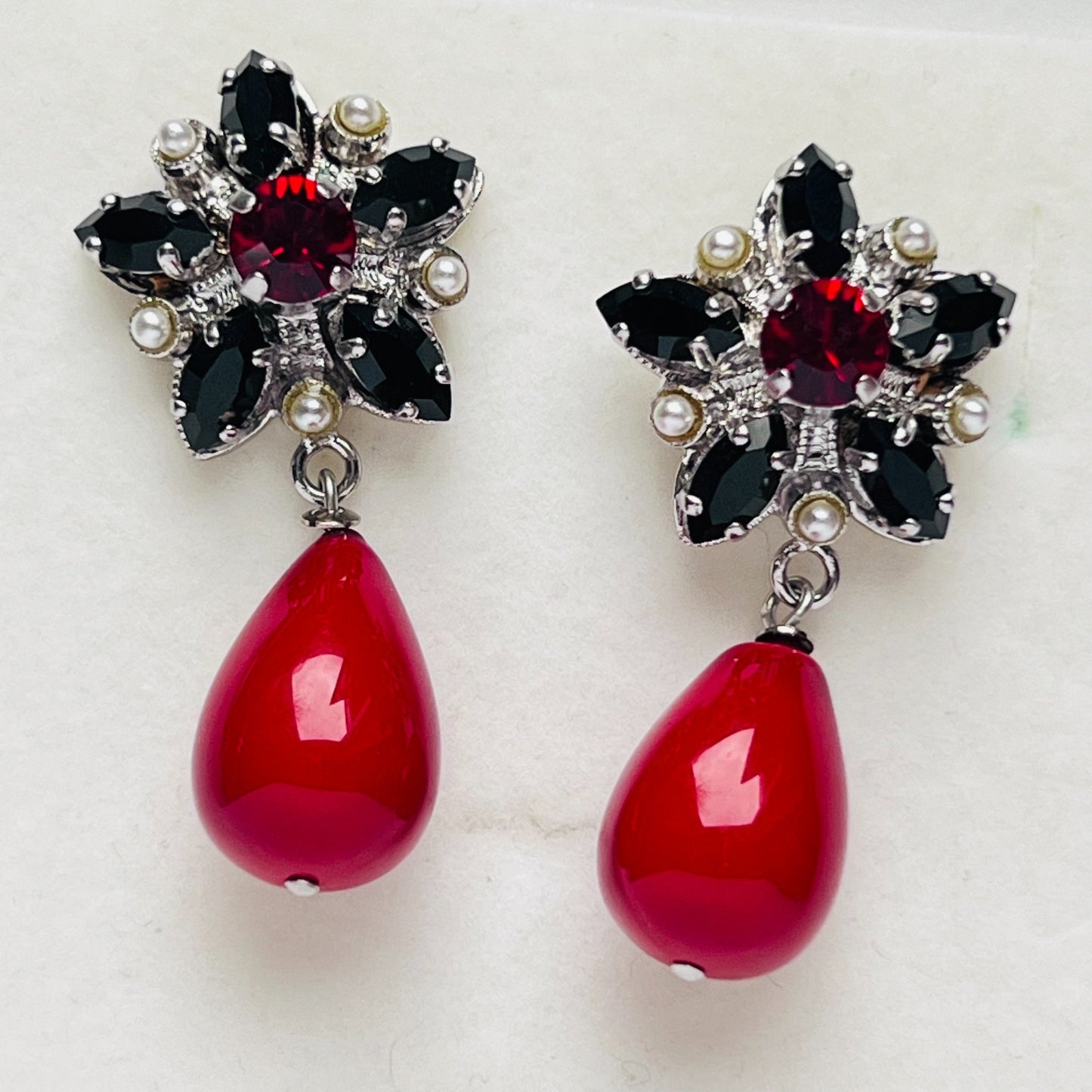 3975 Vintage Earring mit Swarovski Crystals 45mm
