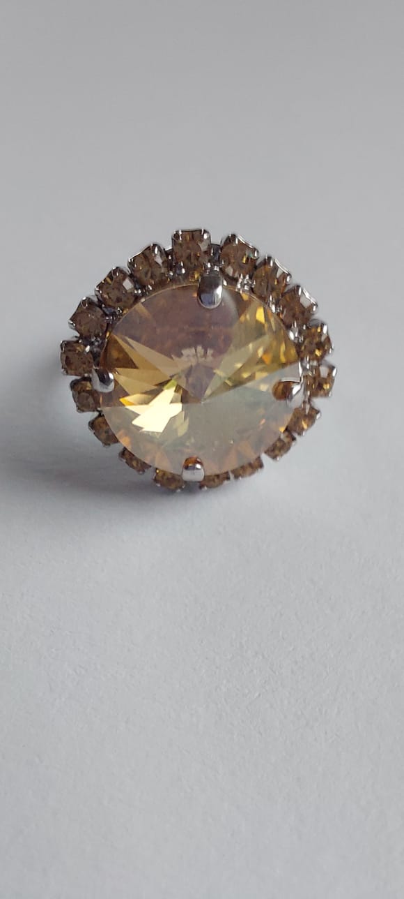 9904 Vintage Ring made with Swarovski Kristallen 19mm