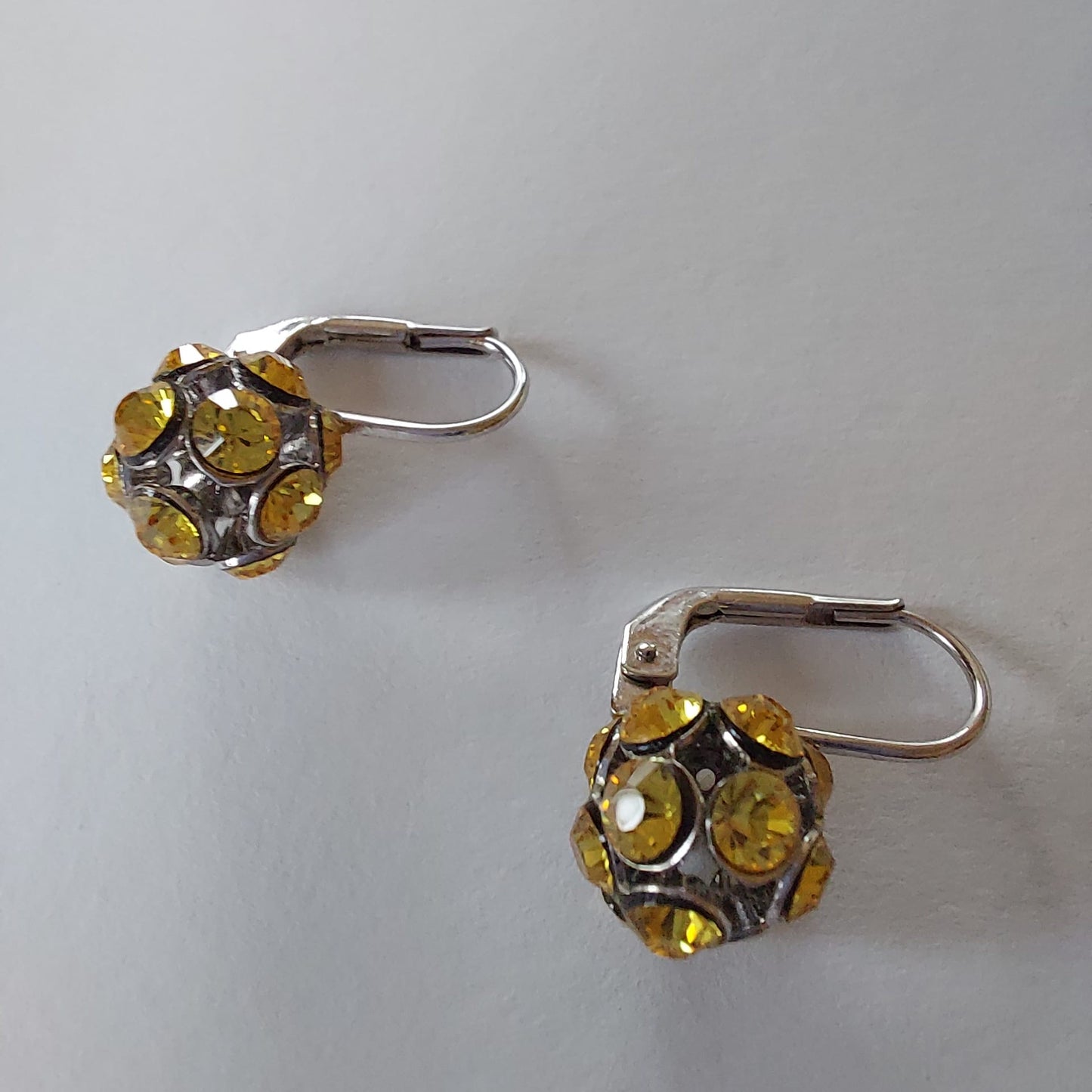 3757 Vintage Earring mit Swarovski Crystals