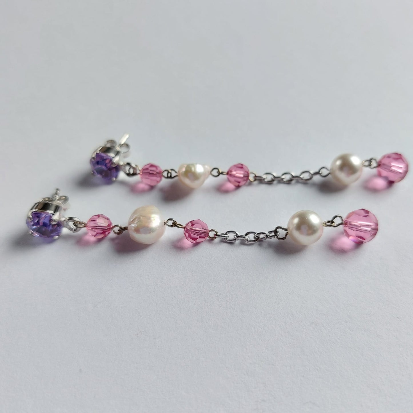 3709 Vintage Ohrringe mit Swarovski Kristallen & Perlen 85mm