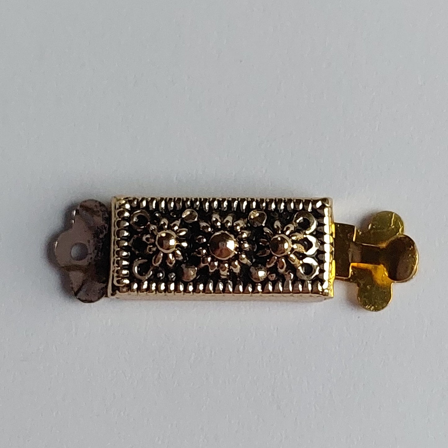 5614 Vintage Federverschluss 24mm