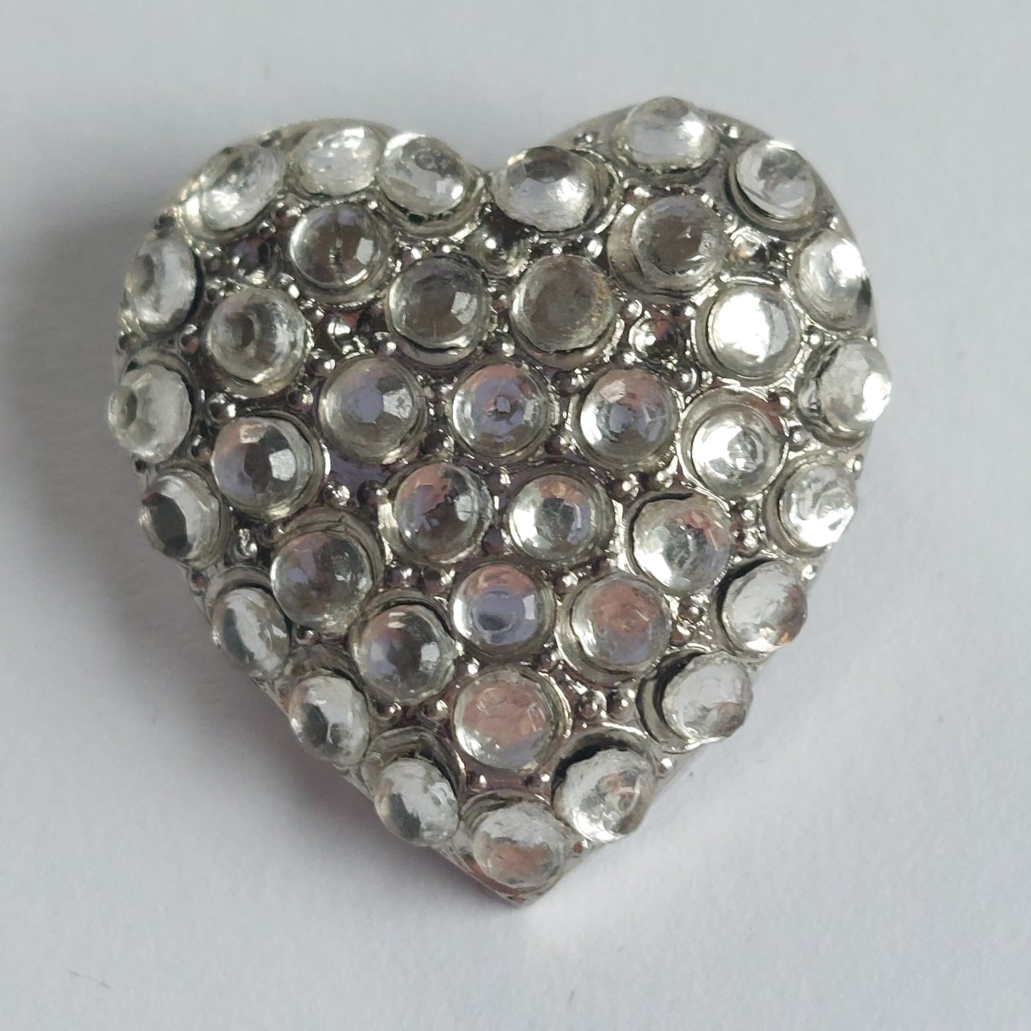 8084 Vintage Brosche mit Swarovski-Kristallen 25x20mm