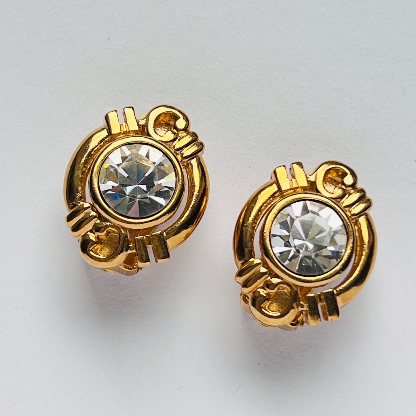 3921 Vintage Ohrclips mit Swarovski-Kristallen 25mm