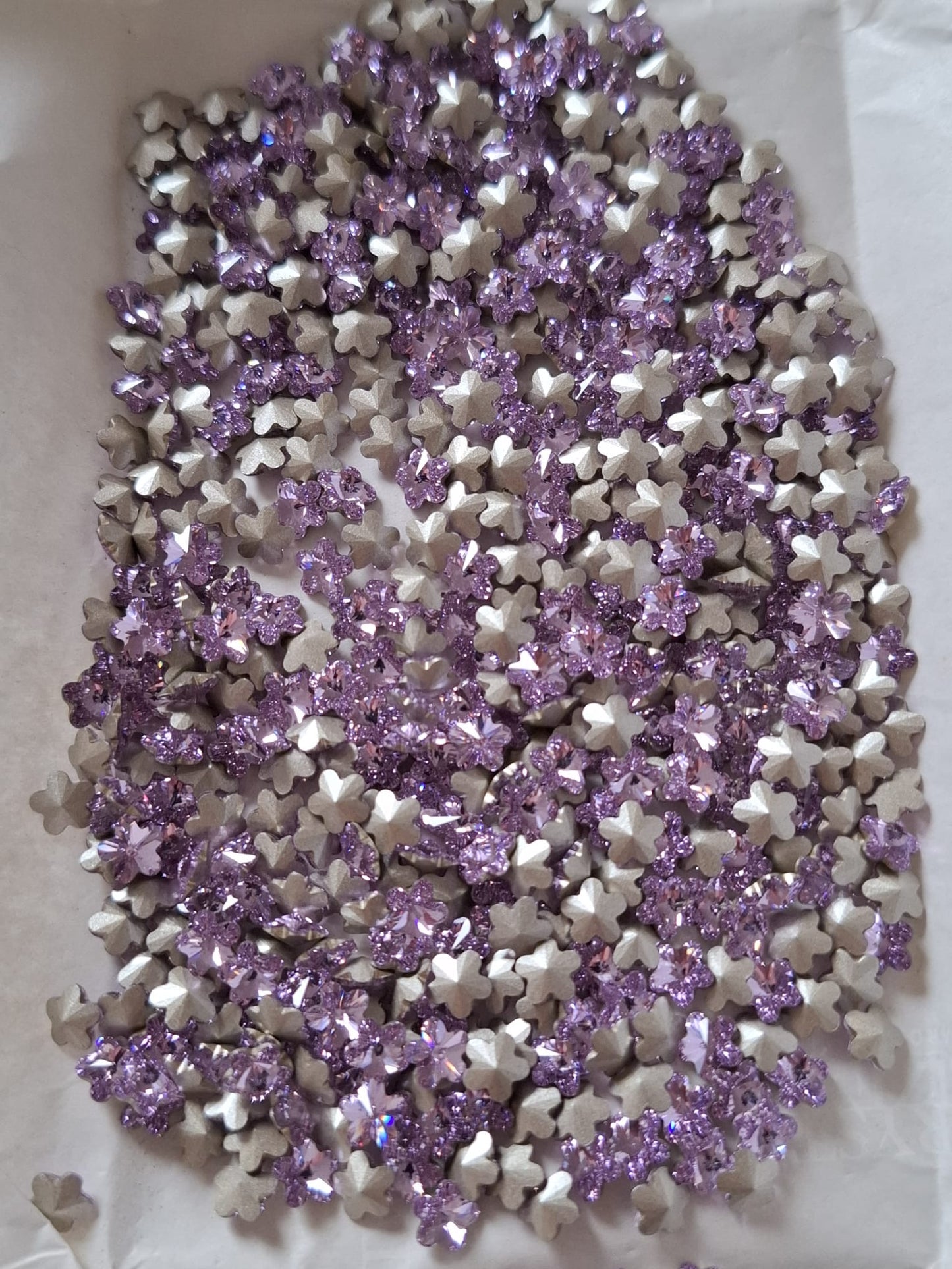 Swarovski® Fancy Flower Violet 6mm