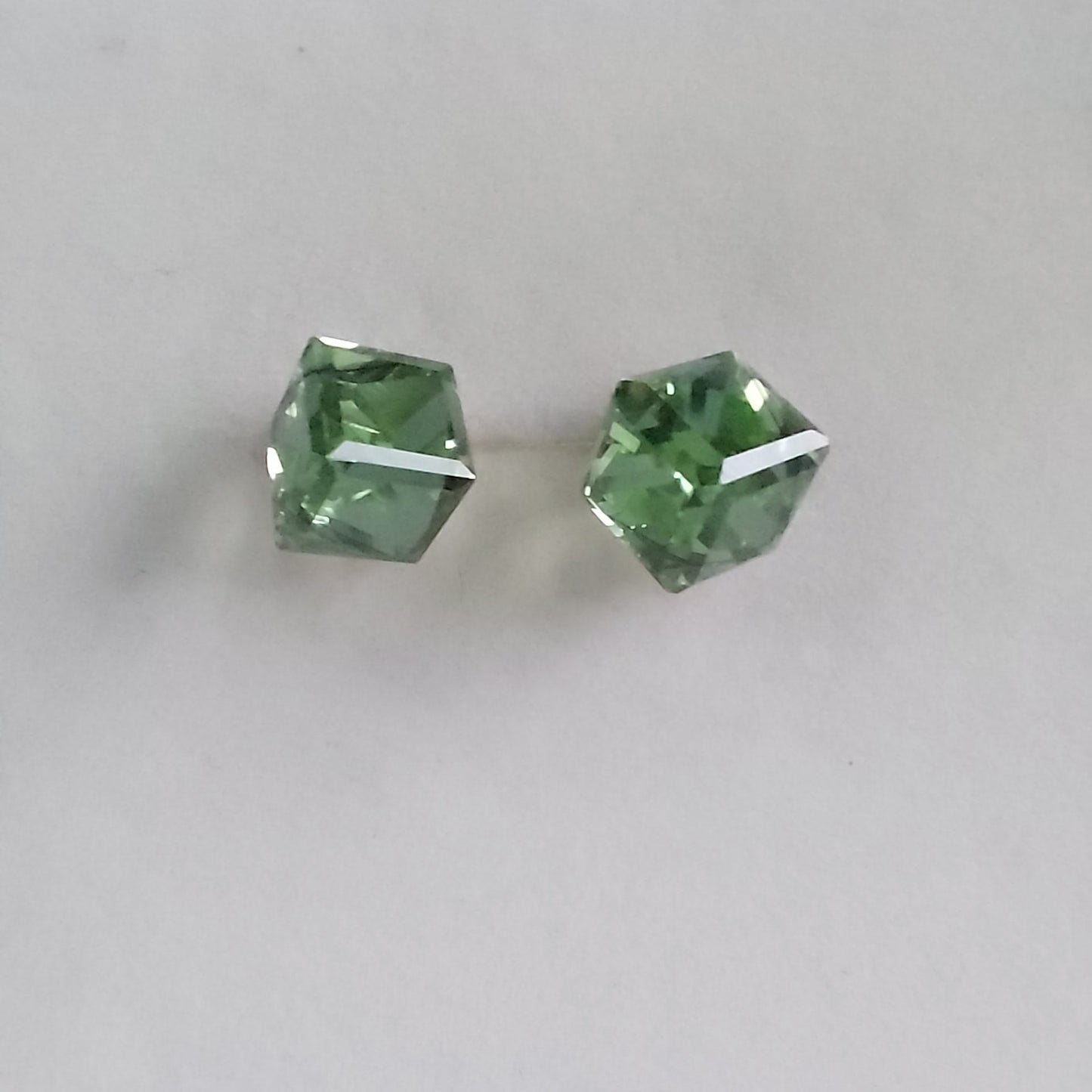 3167 Vintage-Ohrringe mit Swarovski Kristallen 7mm