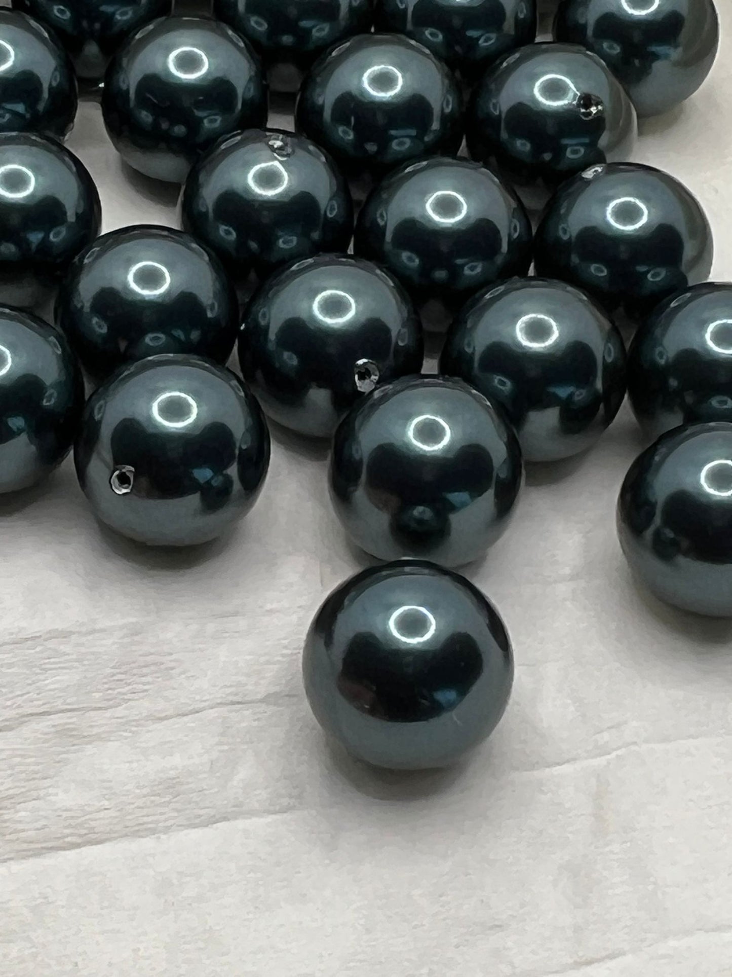 Swarovski® Pearl Half-Drilled Tahitian Look Pearl 12mm