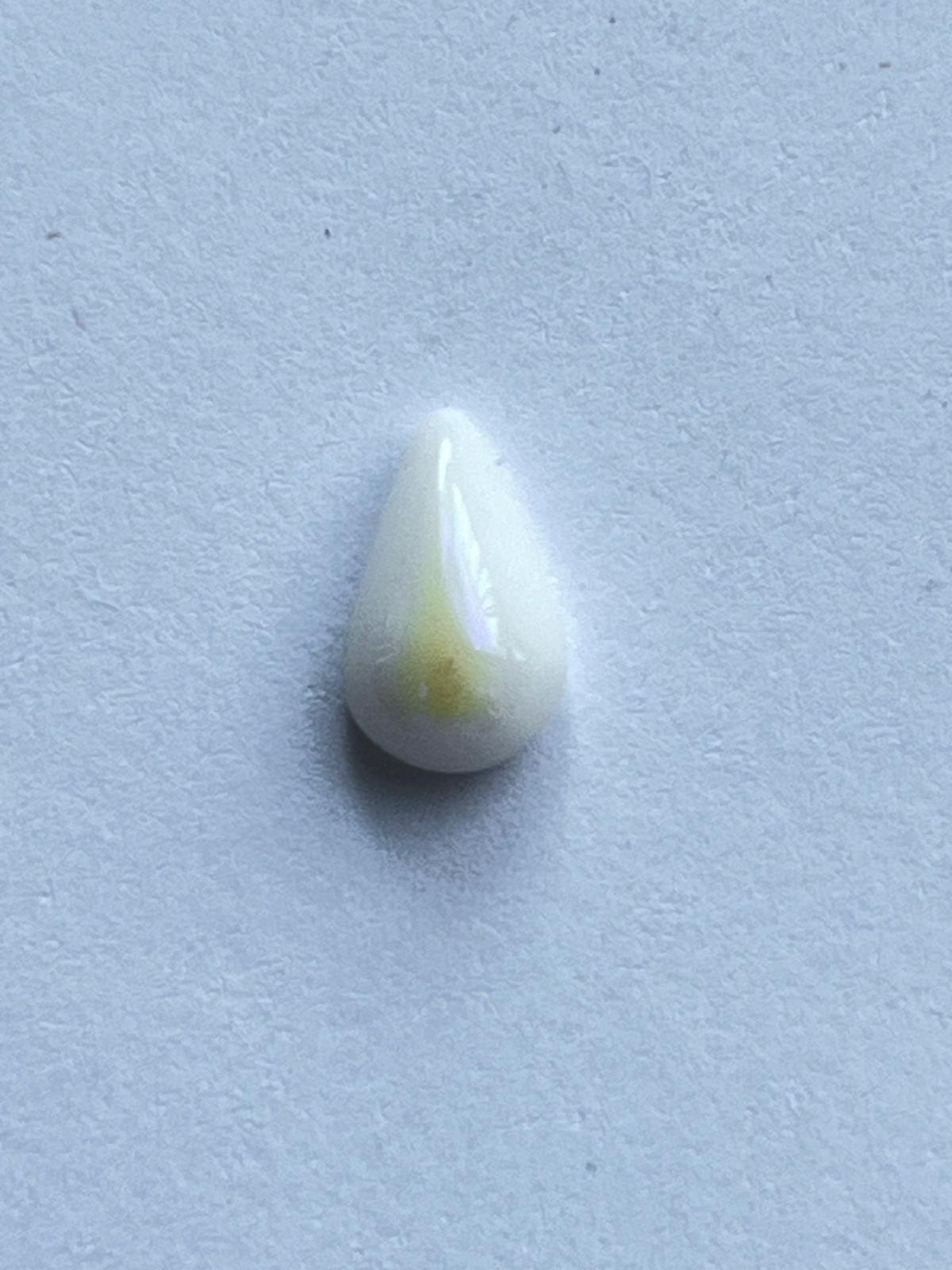 1039 Vintage Kunststoff Tropfen Flatback 6mm