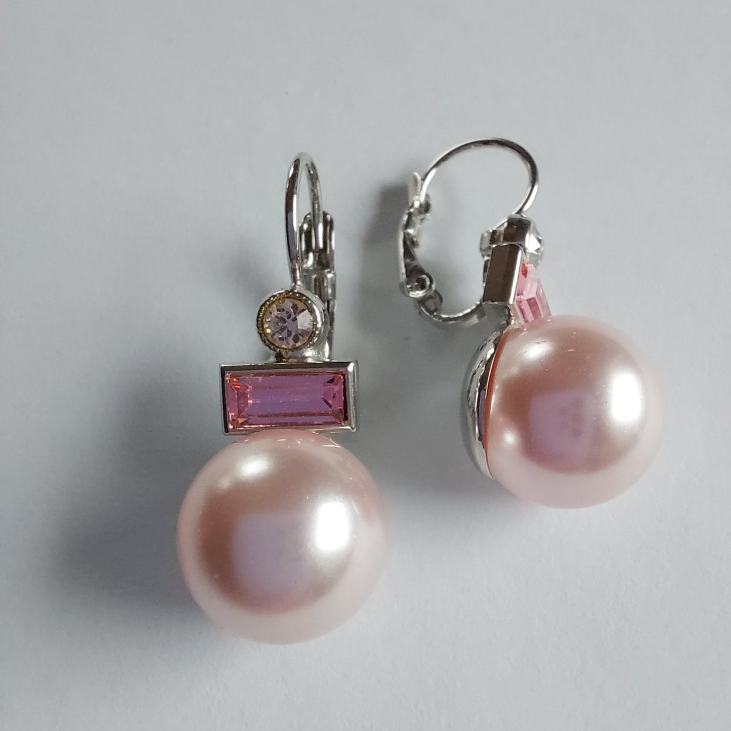 3239 Vintage-Ohrringe mit Swarovski Kristallen 28mm