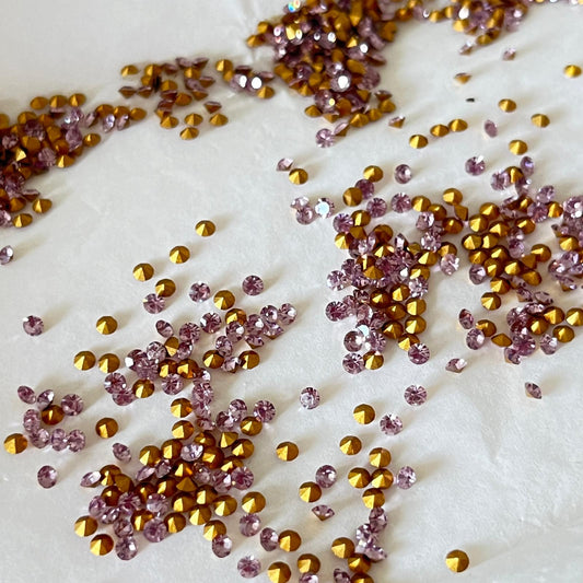 Swarovski® Chaton Vintage Light Amethyst Gold Foiled PP15