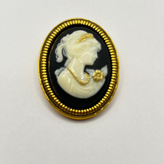2410 Vintage Cabochon Schalhalter 38mm