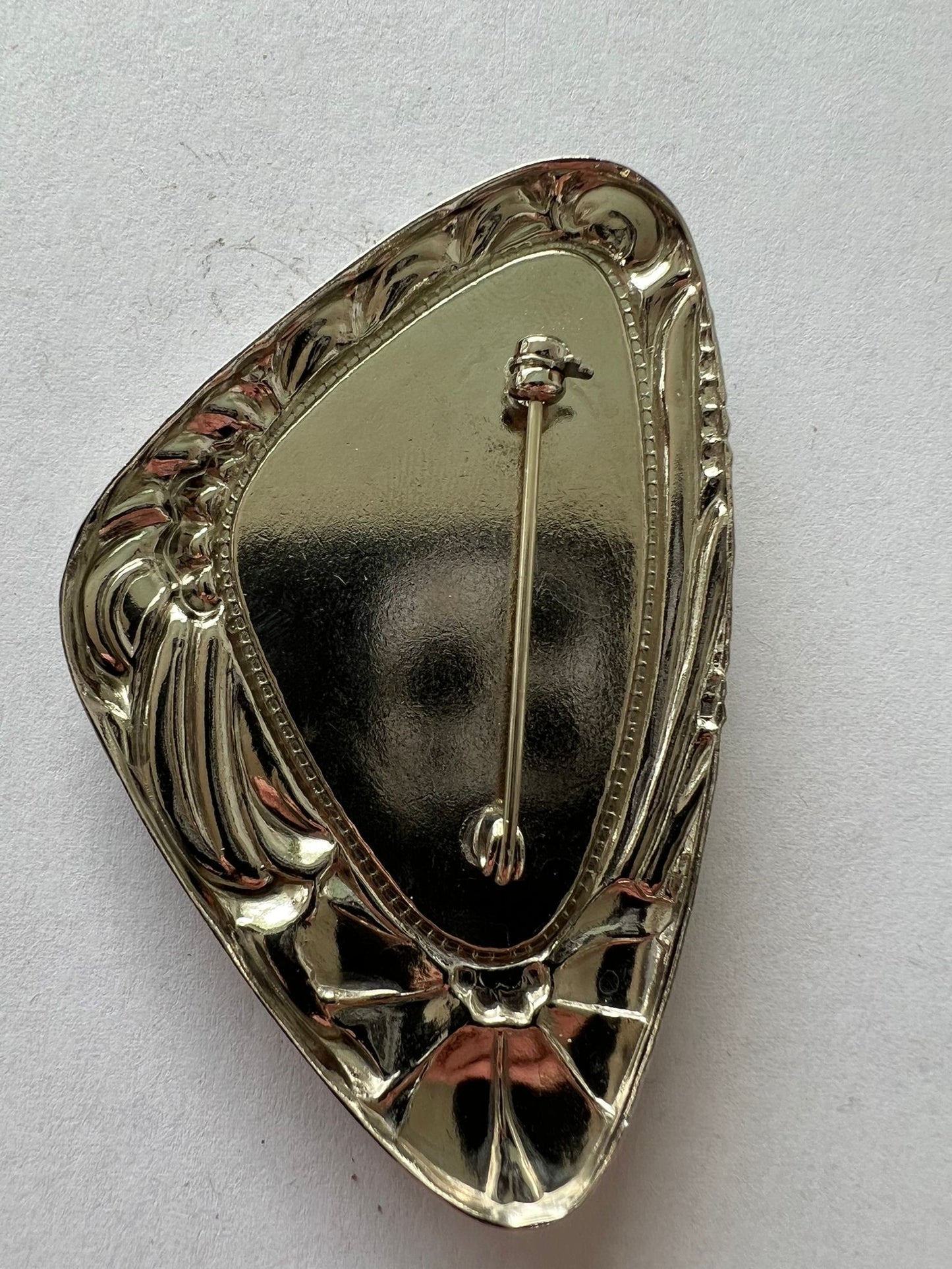 8521 Vintage Faux Marmor Brosche 75mm