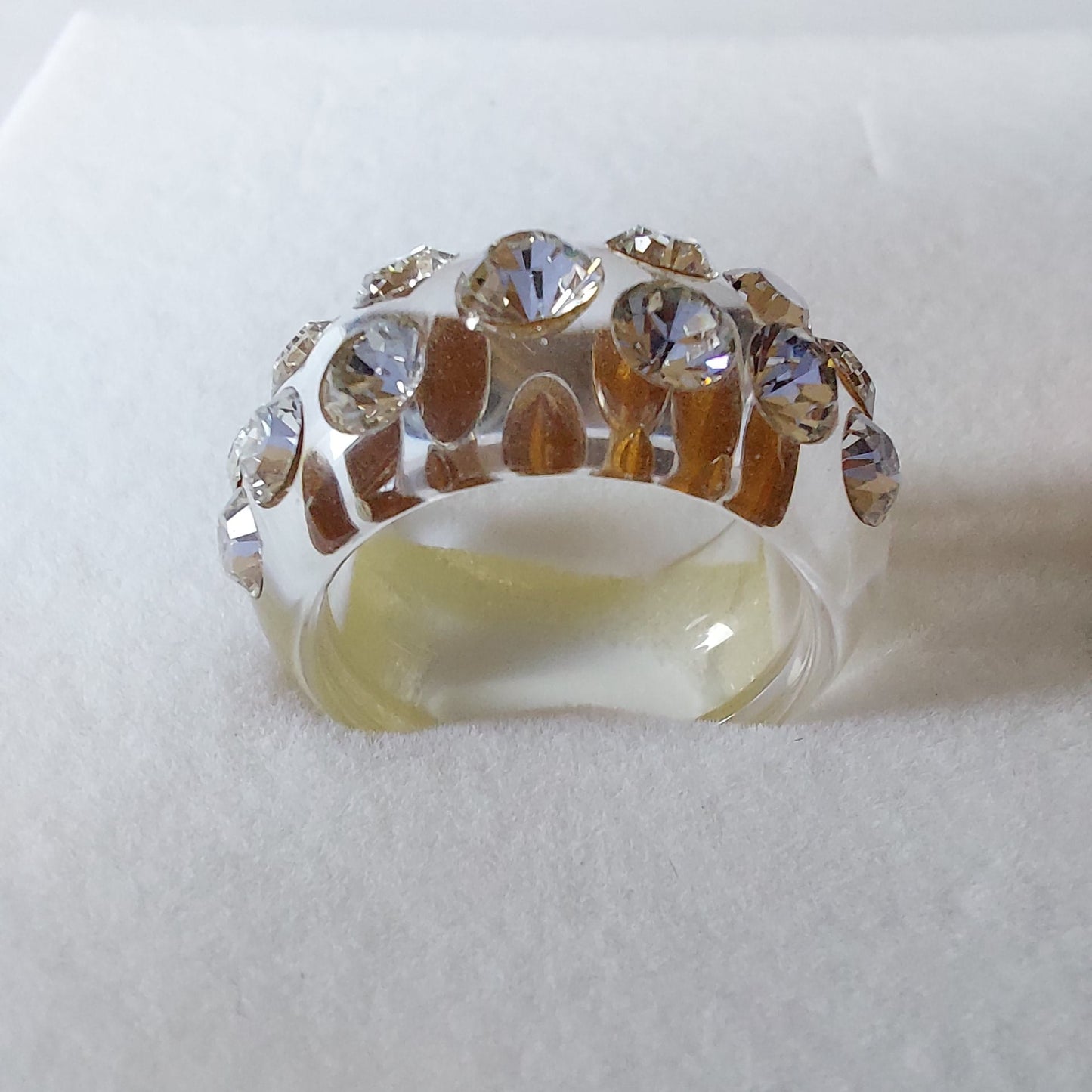9870 Vintage Klarer Acrylring Mit Swarovski Kristallen