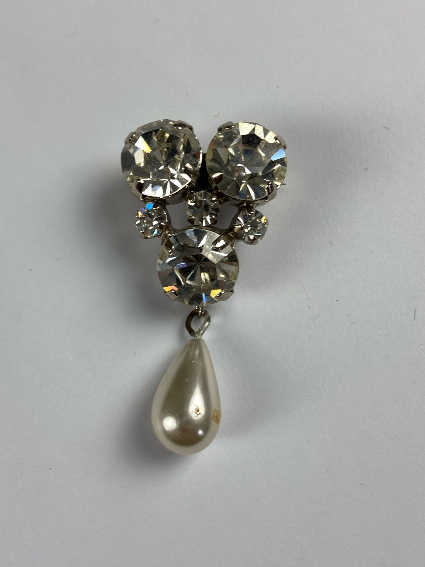 8758 Vintage Swarovski Kristallen Brosche 44mm