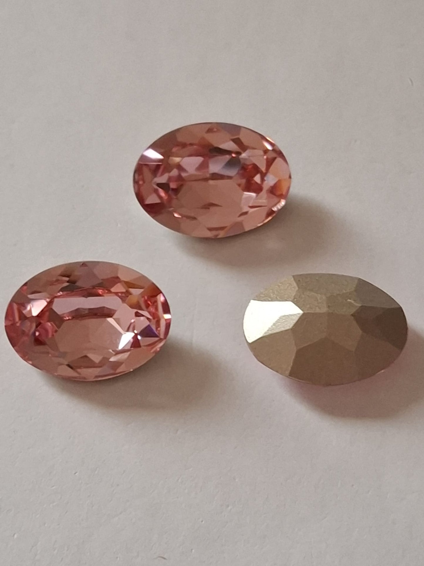 Swarovski® Fancy Oval Light Rose 18x13mm