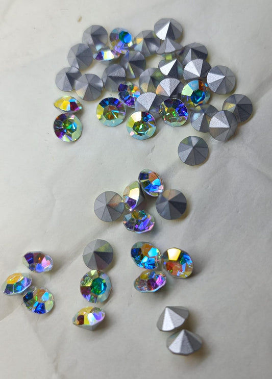 Swarovski® Chaton Vintage Aurore Boreale Silver Foiled SS34