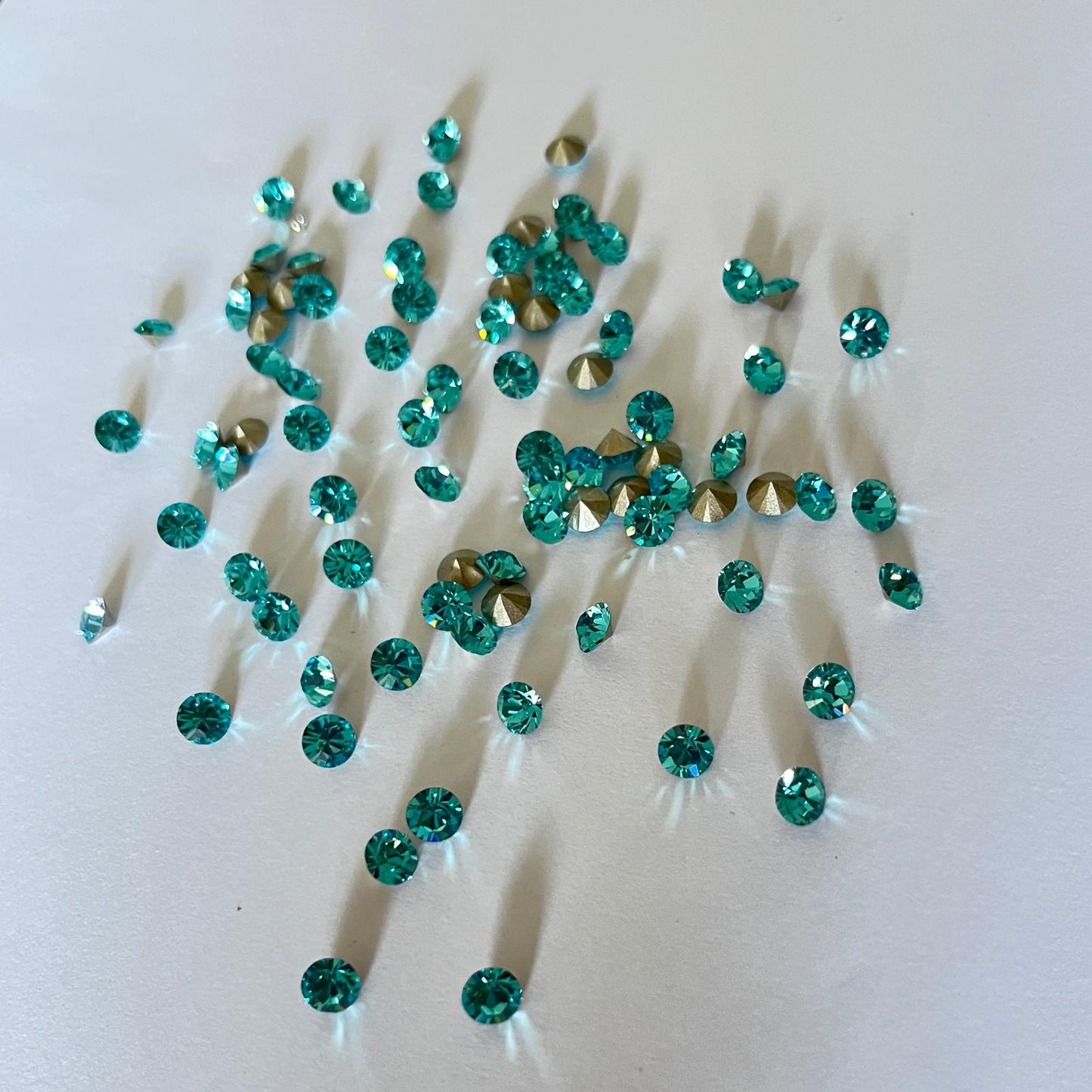 Swarovski® Chaton Light Turquoise SS24