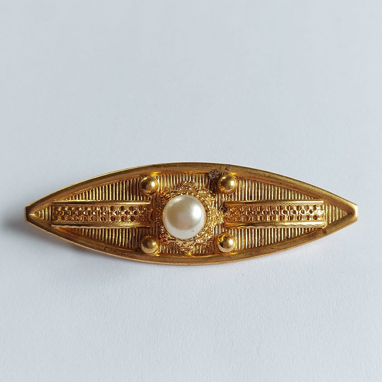 8412 Vintage Resin Brosche 53mm