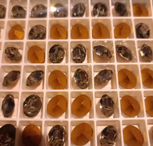 Swarovski® Fancy Vintage Oval Black Diamond Gold Foiled 10x8mm