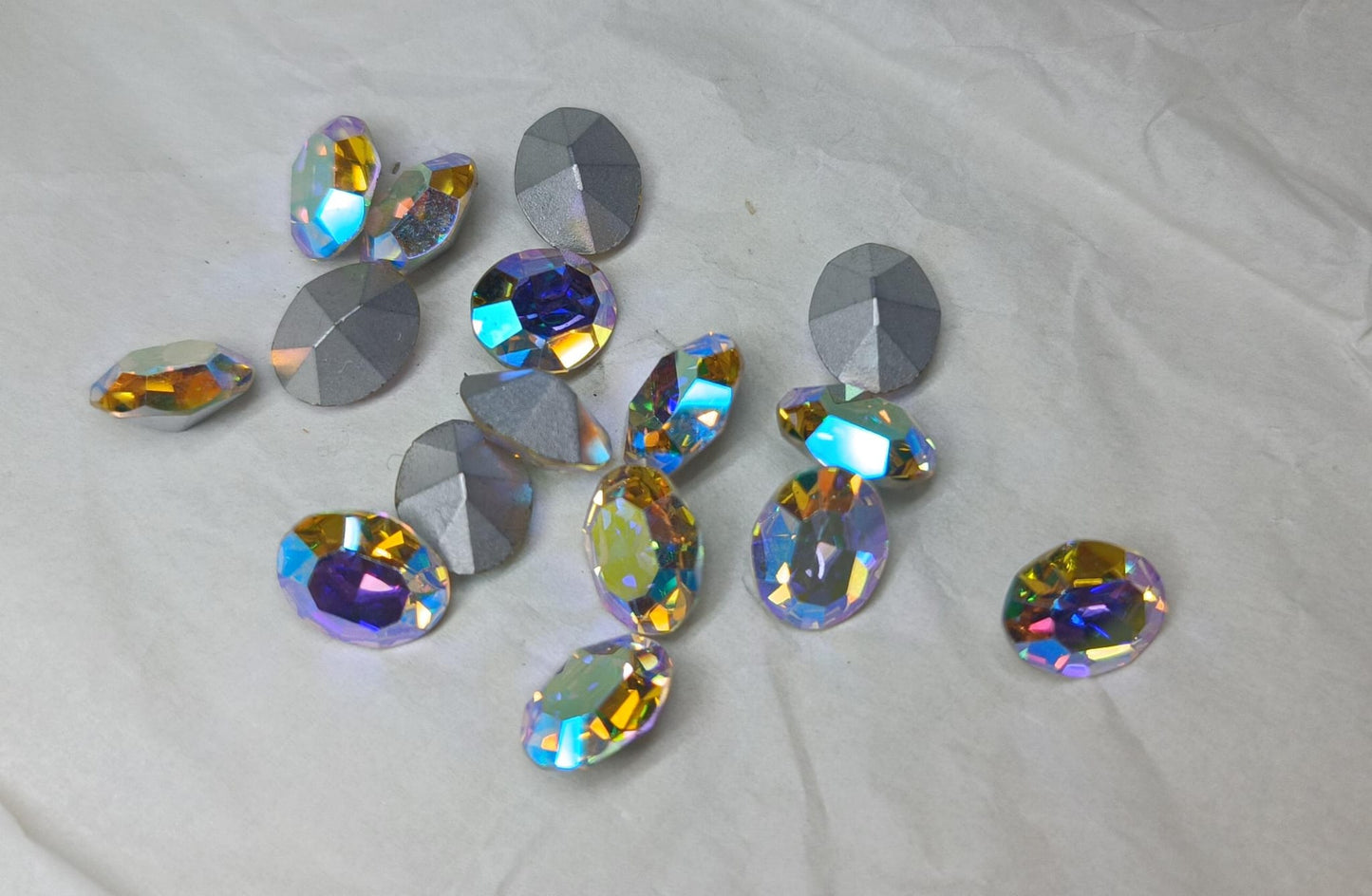 Swarovski® Fancy Vintage Oval Aurore Boreale Silver Foiled 10x8mm