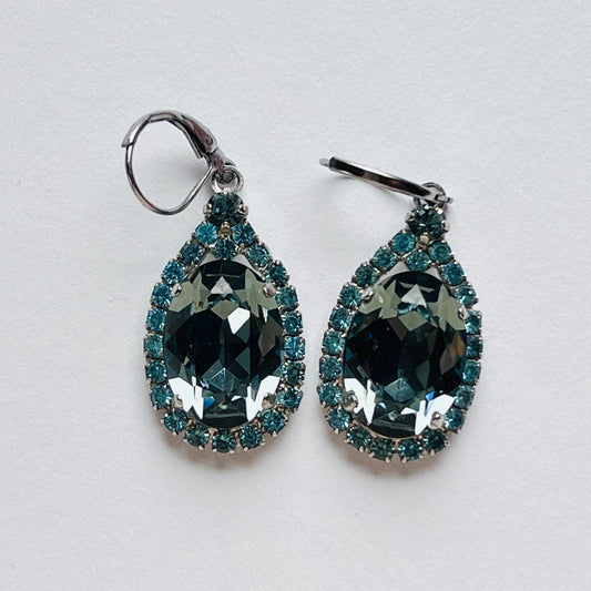 3995 Vintage Earring mit Swarovski Crystals 45cm